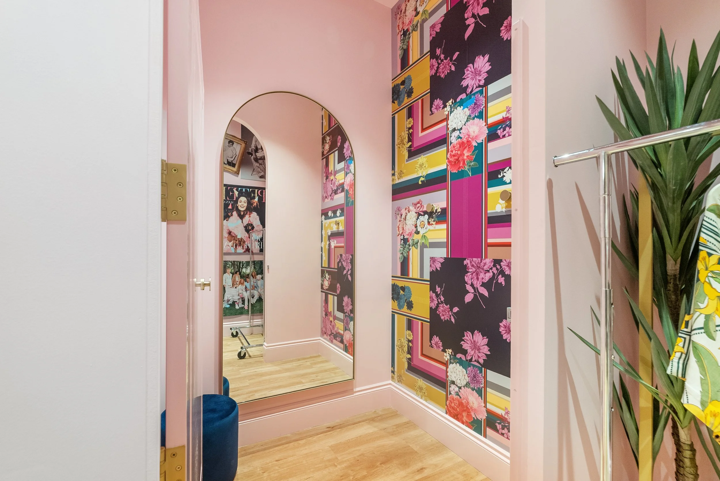 Detail shot of a changing room in a Peter Alexander store