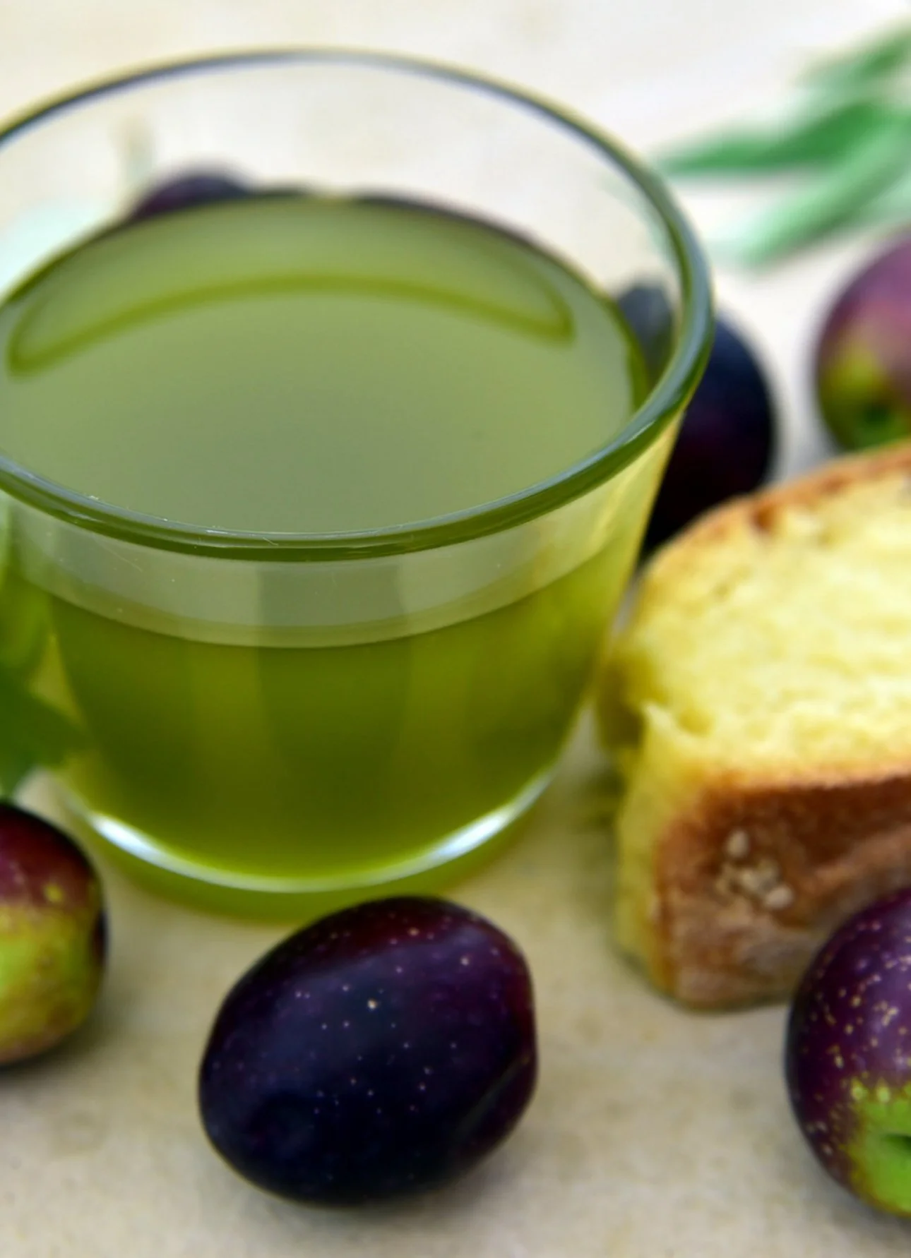 Extra virgin olive oil.jpg