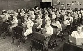 Classroom 100 years ago
