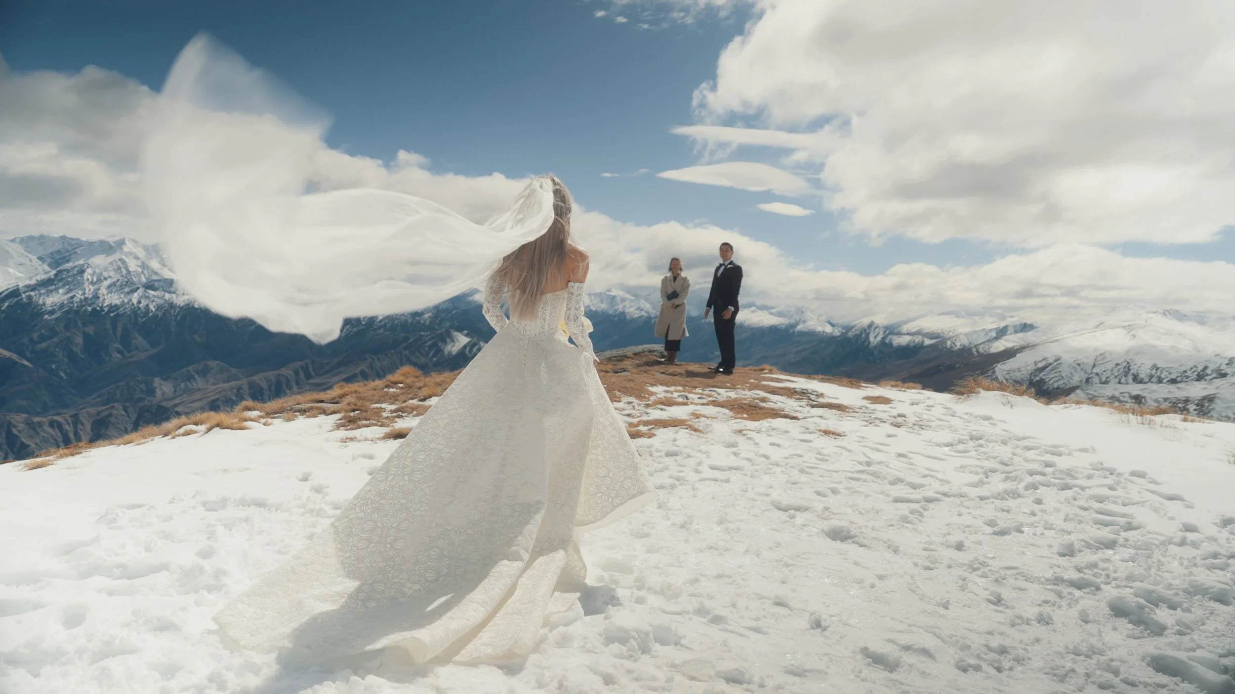 Jeanie&Jay Stills_1.19.1.jpg