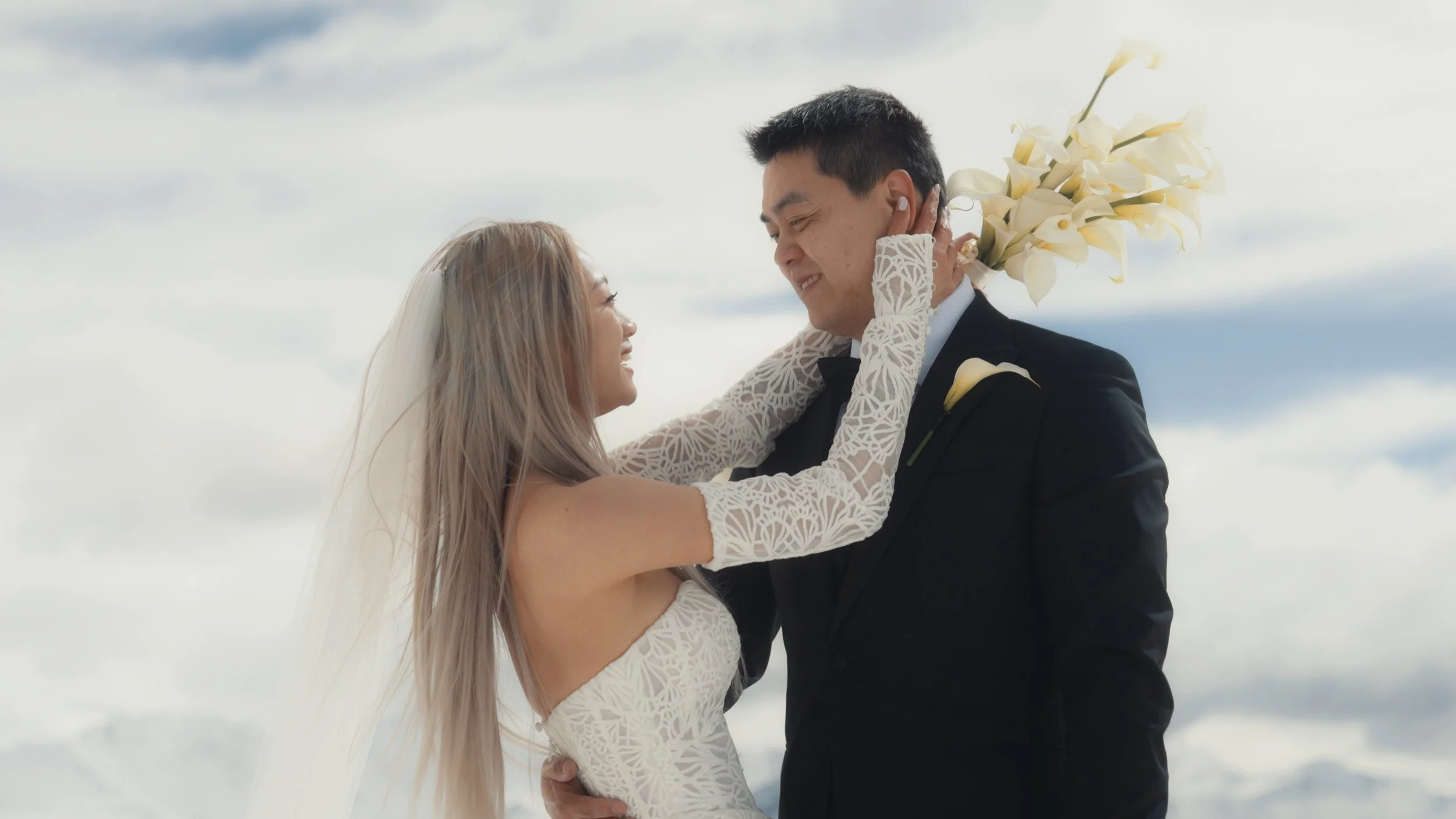 Jeanie&Jay Stills_1.42.1.jpg