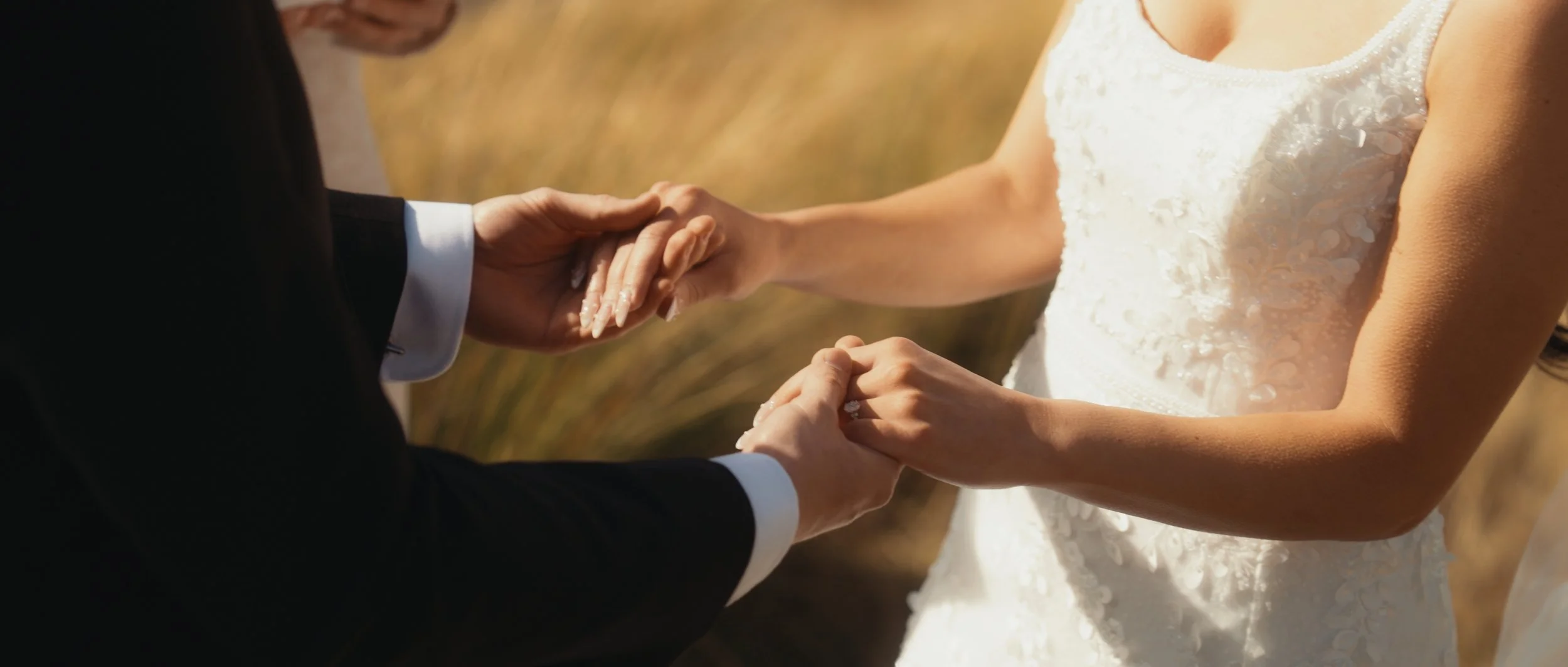 Sinead + Travis Stills_1.50.1.jpg