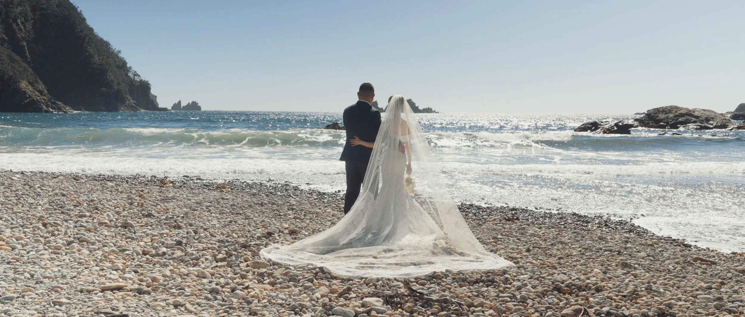 Tara + Jay Stills_1.51.1.jpg