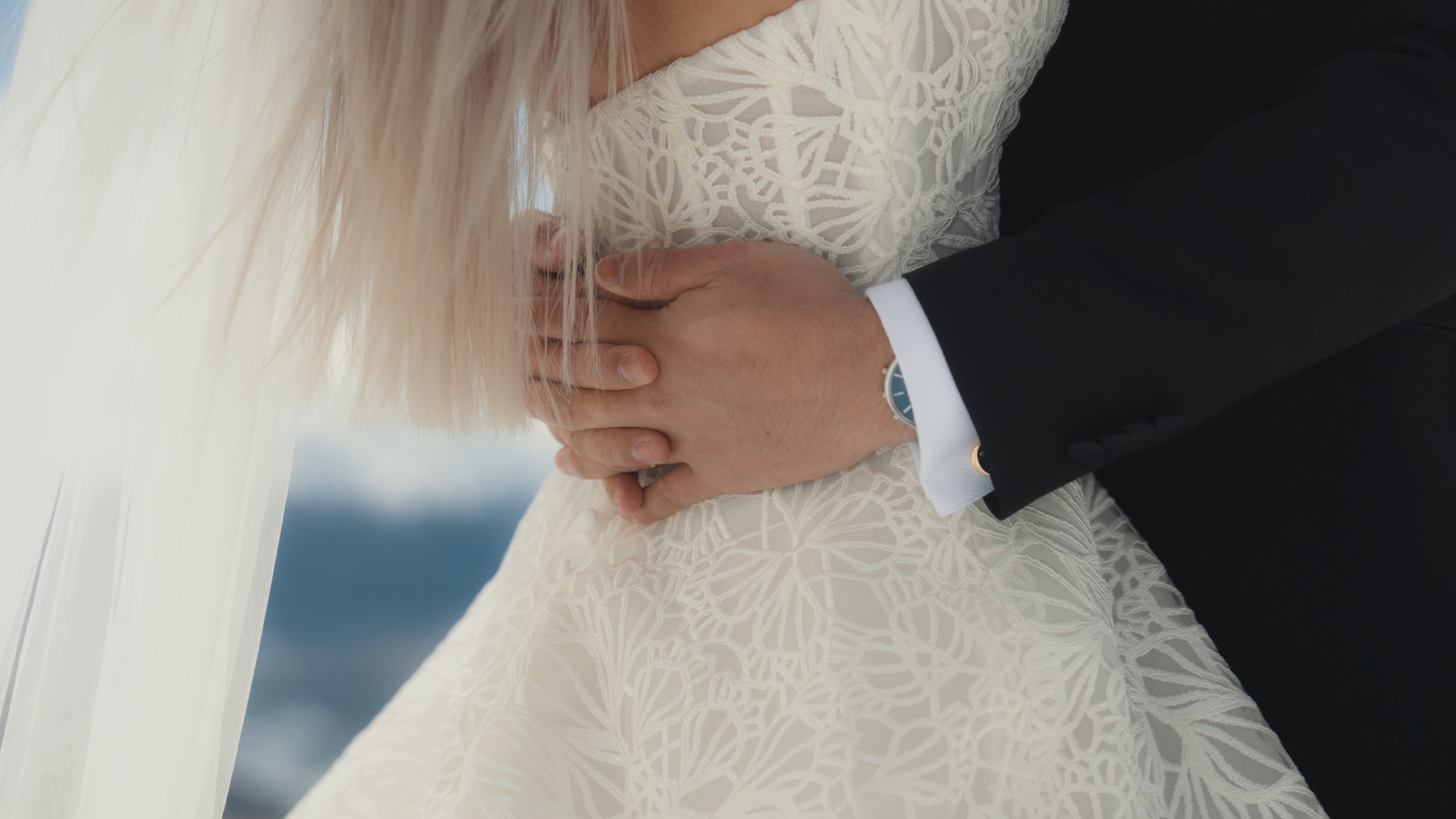 Jeanie&Jay Stills_1.43.1.jpg