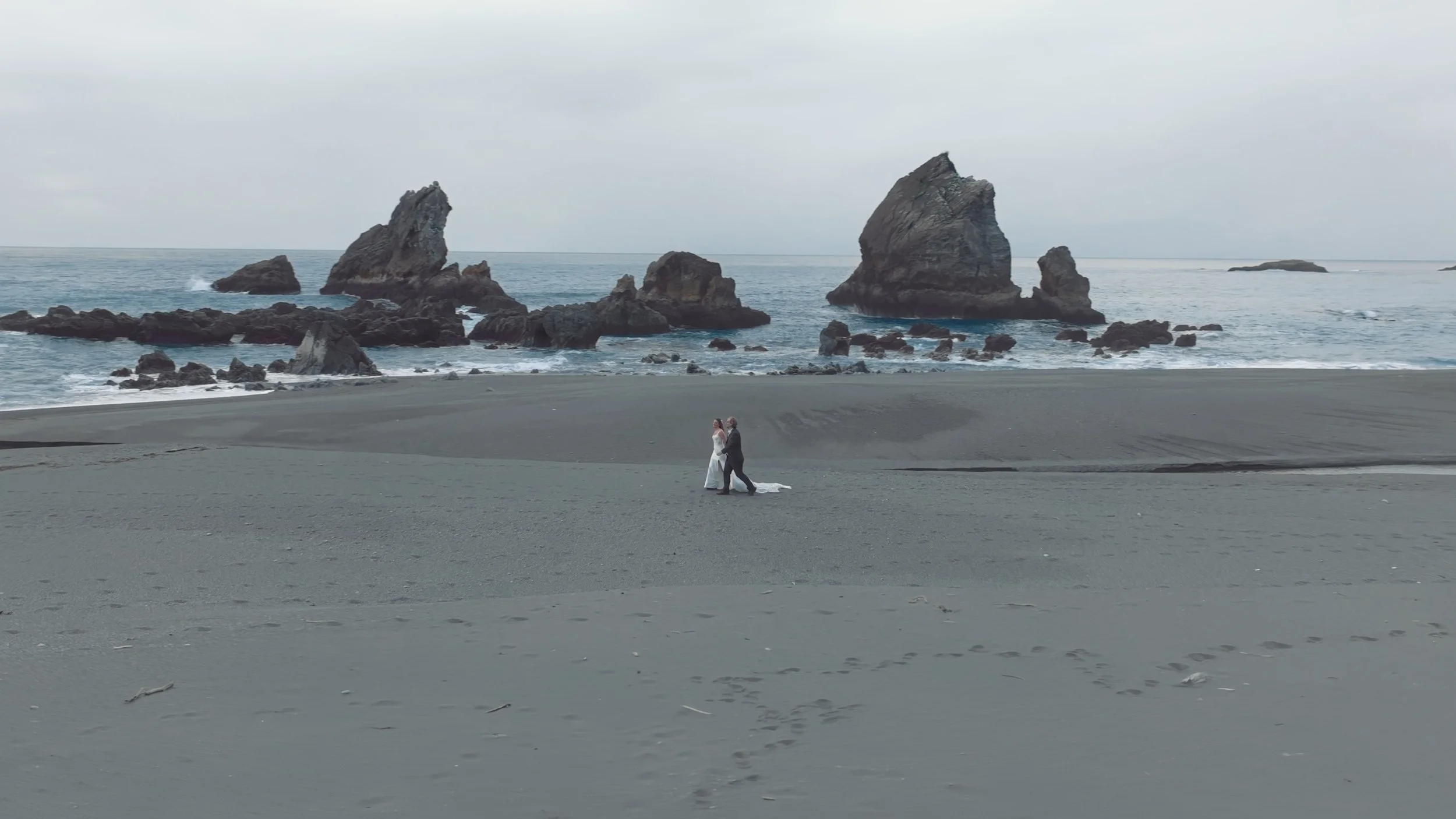 Phil + Katrina Stills_1.7.1.jpg