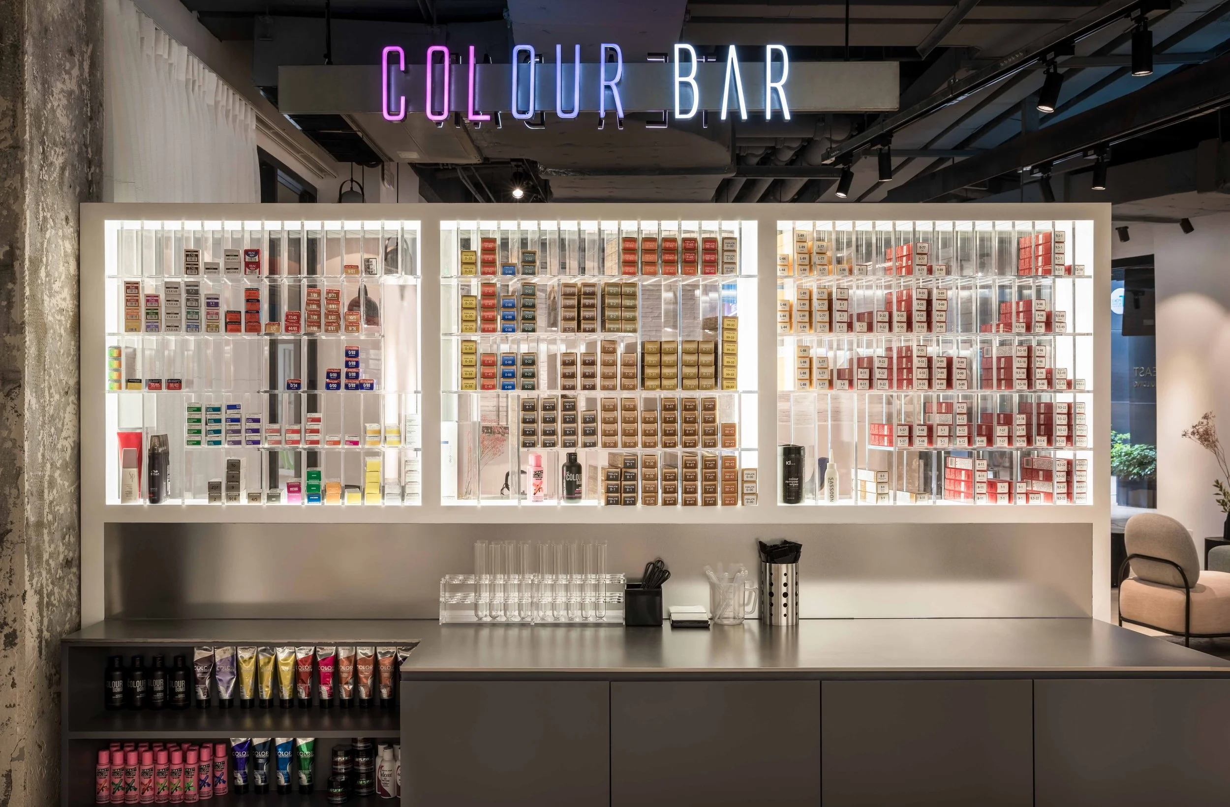 birdhouse-epoch-academy-colour-bar.jpg