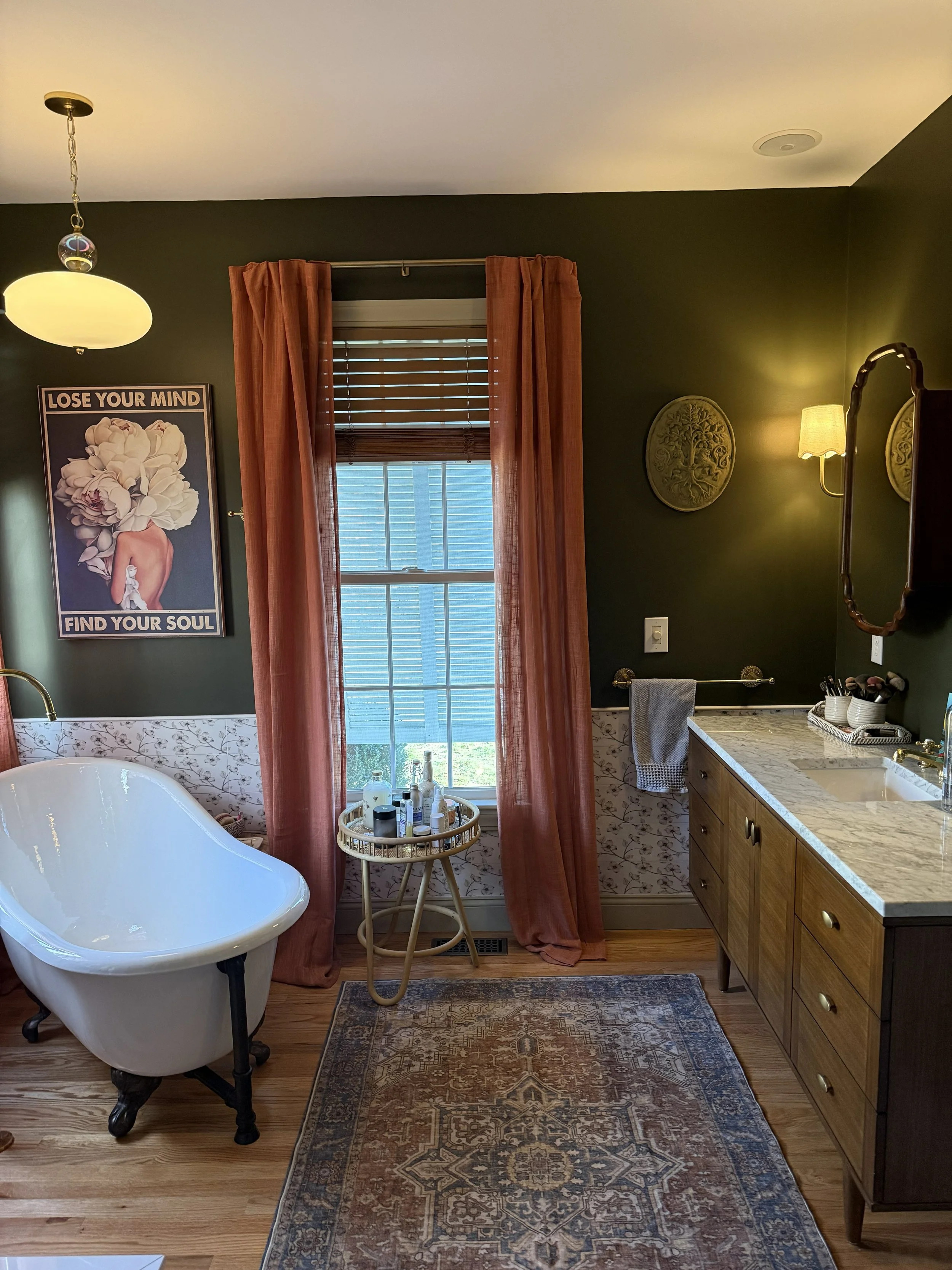 Modern Eclectic Bathroom