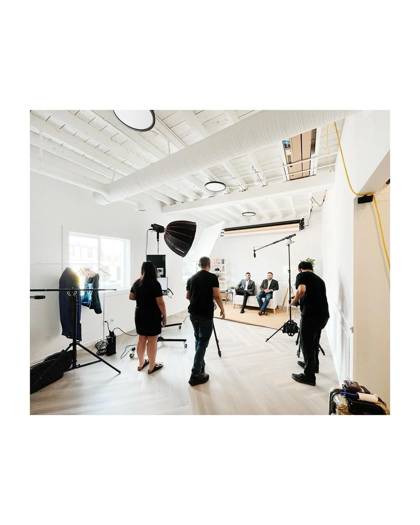 Our state-of-the-art photo studio offers a diverse range of set-ups tailored to meet all your creative needs. Whether you&rsquo;re recording a podcast, conducting a commercial interview, or capturing stunning photographs and videos, our versatile spa