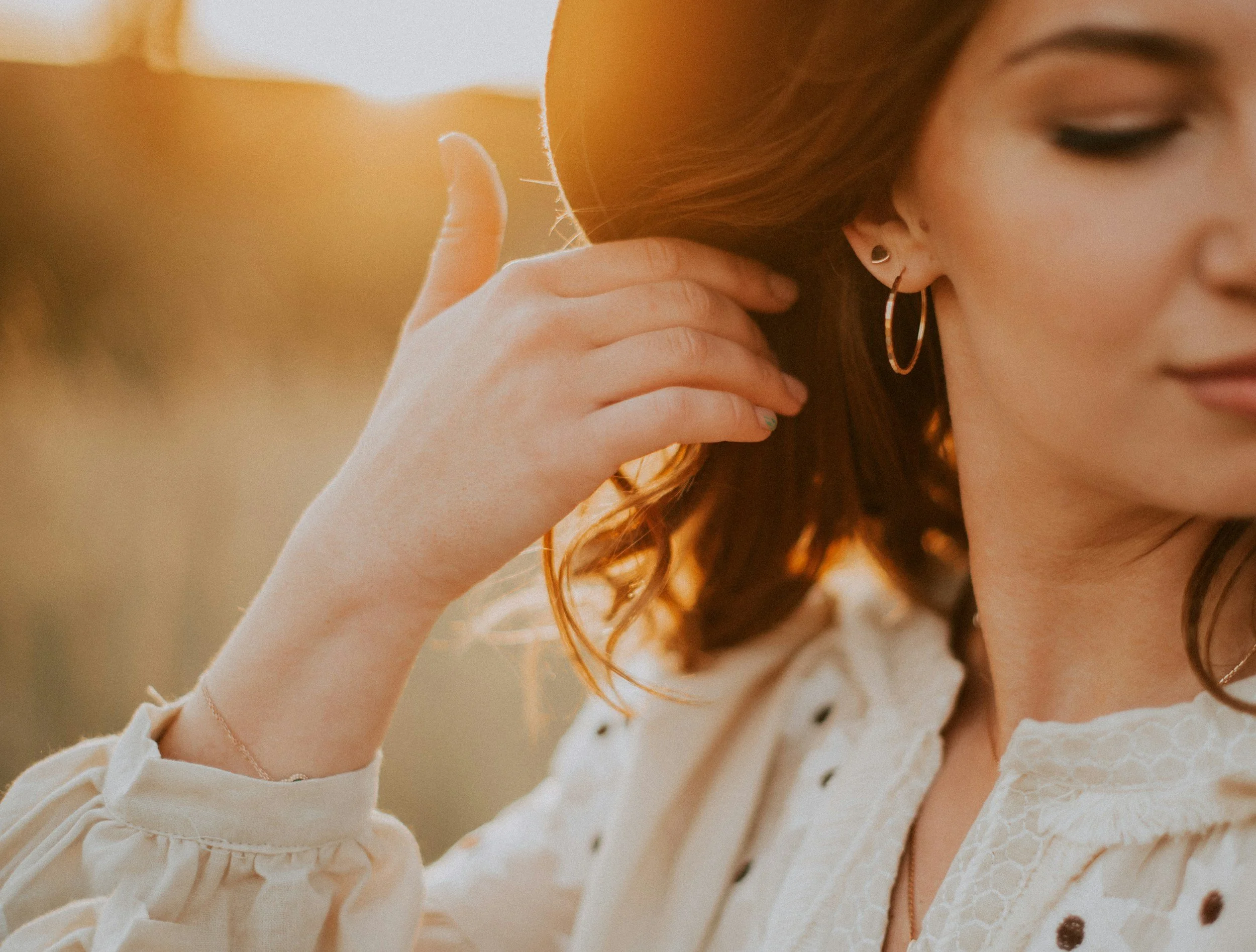 Master Outdoor Light: A Guide to Outdoor Portraits
