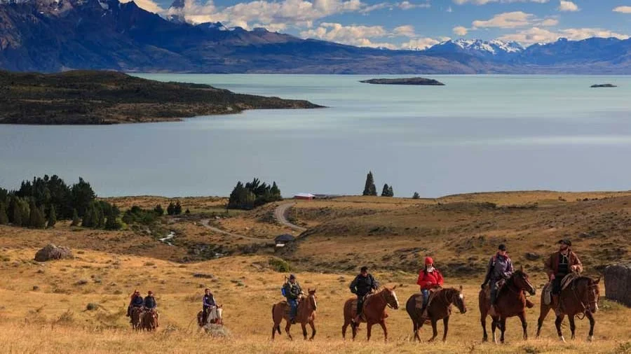 Courtesy of Helsingfors Lodge,  Argentina
