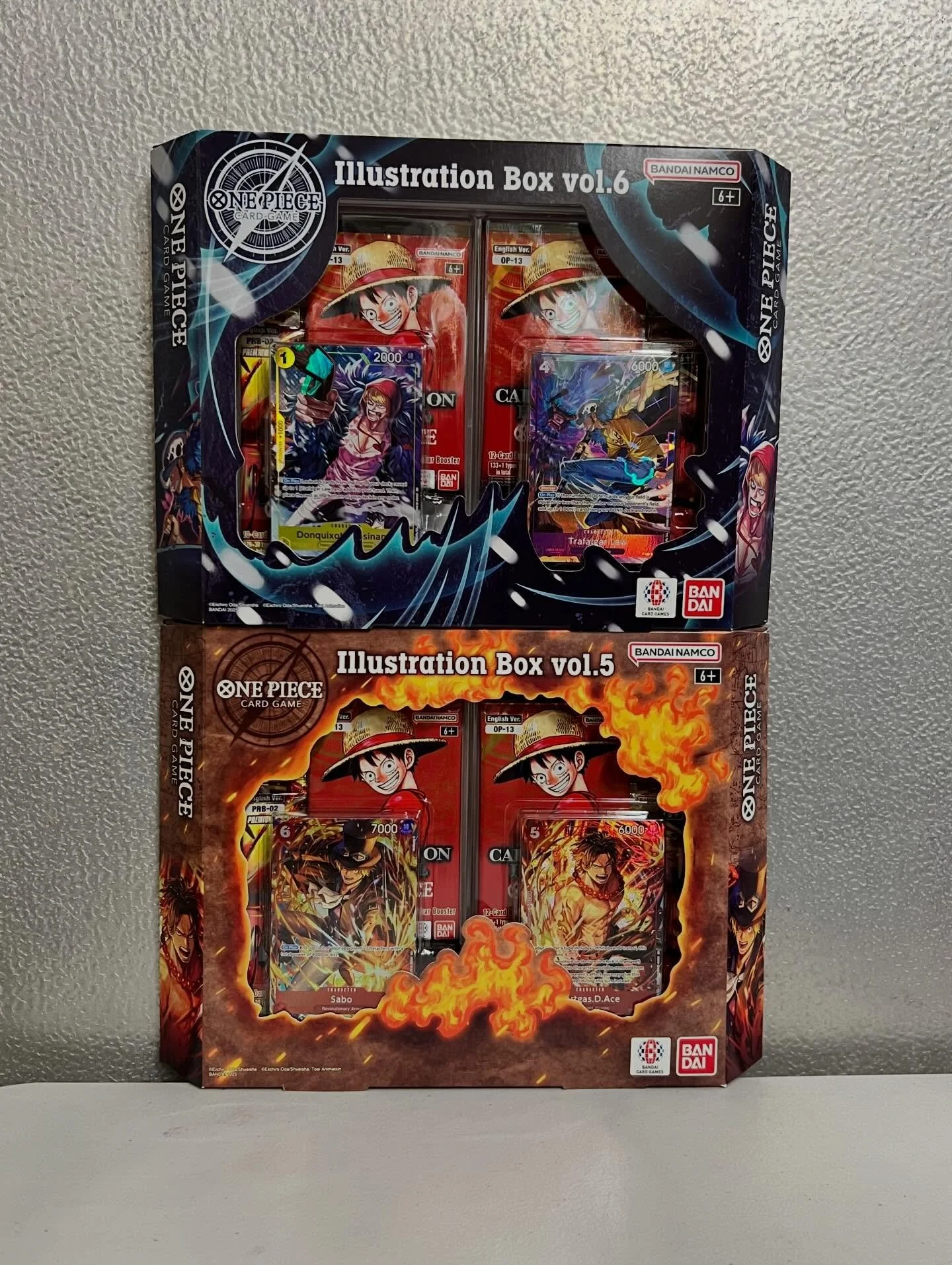 One piece illustration boxes with the insane pack selection 2 op13 and 2 prb02