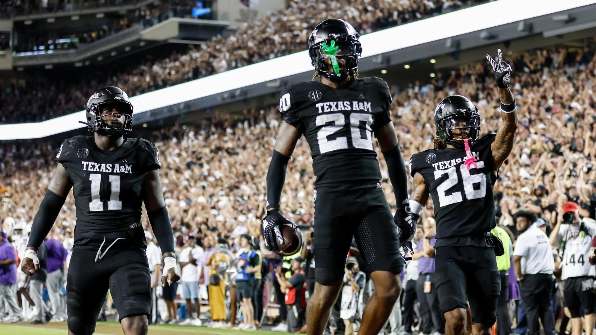 TEXAS A&amp;M TRIUMPHS OVER LSU: A GAME OF MISSED OPPORTUNITIES AND NEW BEGINNINGS