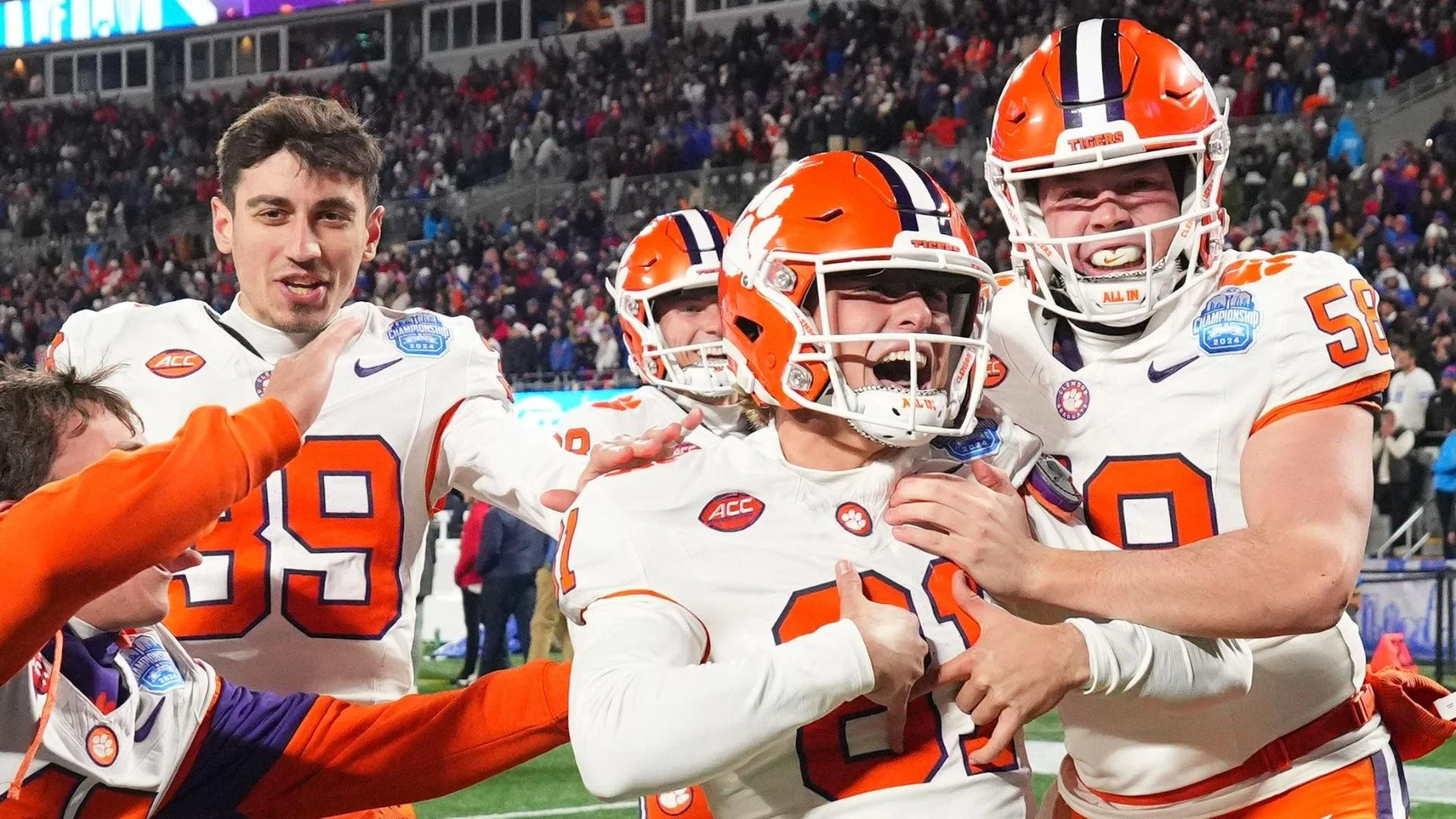 No. 16 Clemson Rallies to Defeat No. 8 SMU 34-31, Secures ACC Title and CFP Berth