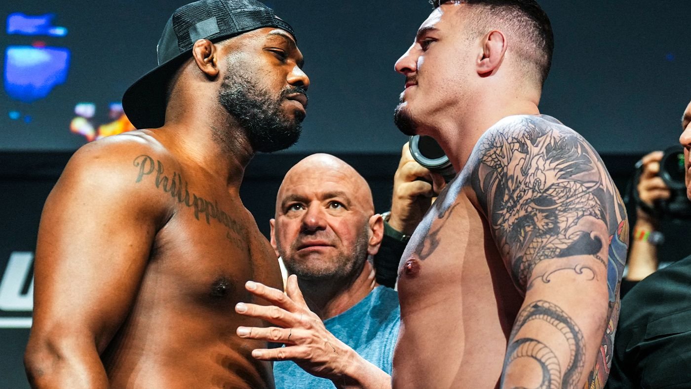 Two Worlds Collide: Jones vs. Aspinall