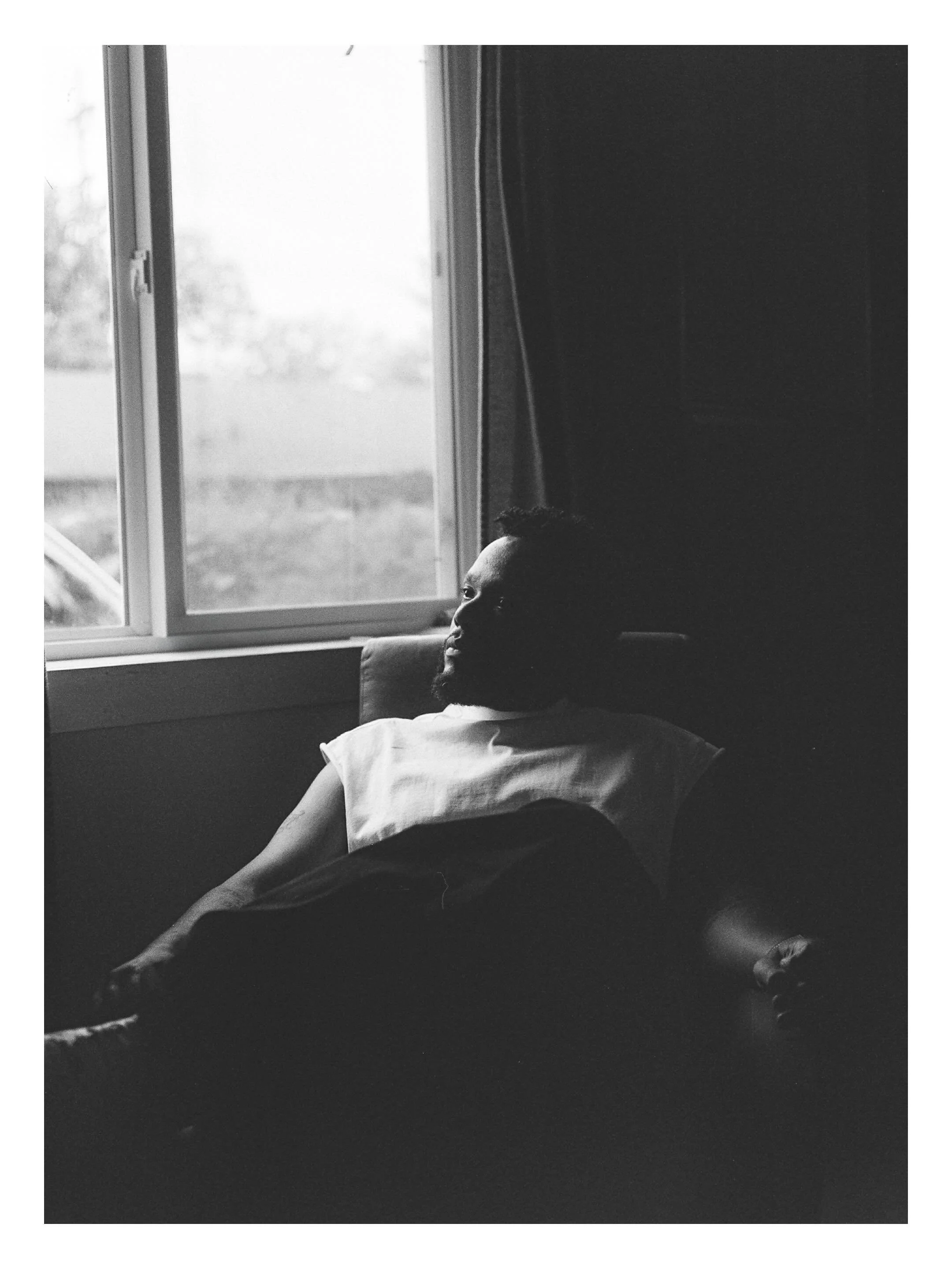 Portraits of @dayshawnmojica on #film 

Towards the end of the recording session I asked DayShawn if we could finish out the roll of film with some portraits by the drop of light coming through the window.

Making more with less 🎞️📸
