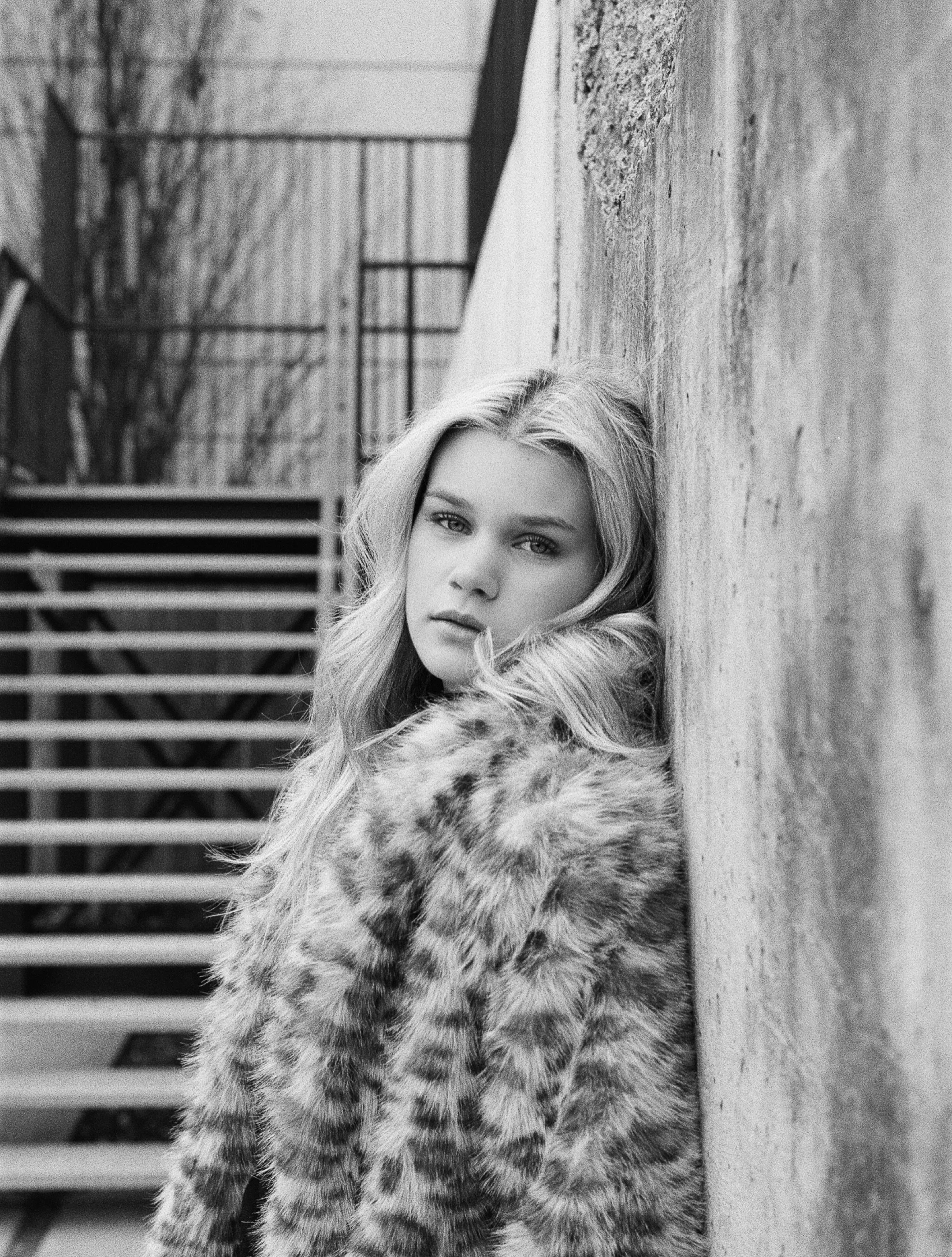 Cooler days w/ @mia_passon_ of @amaxagency on #film 
.
.
.
.
.
#portraits #blackandwhite #onlocation #fashion