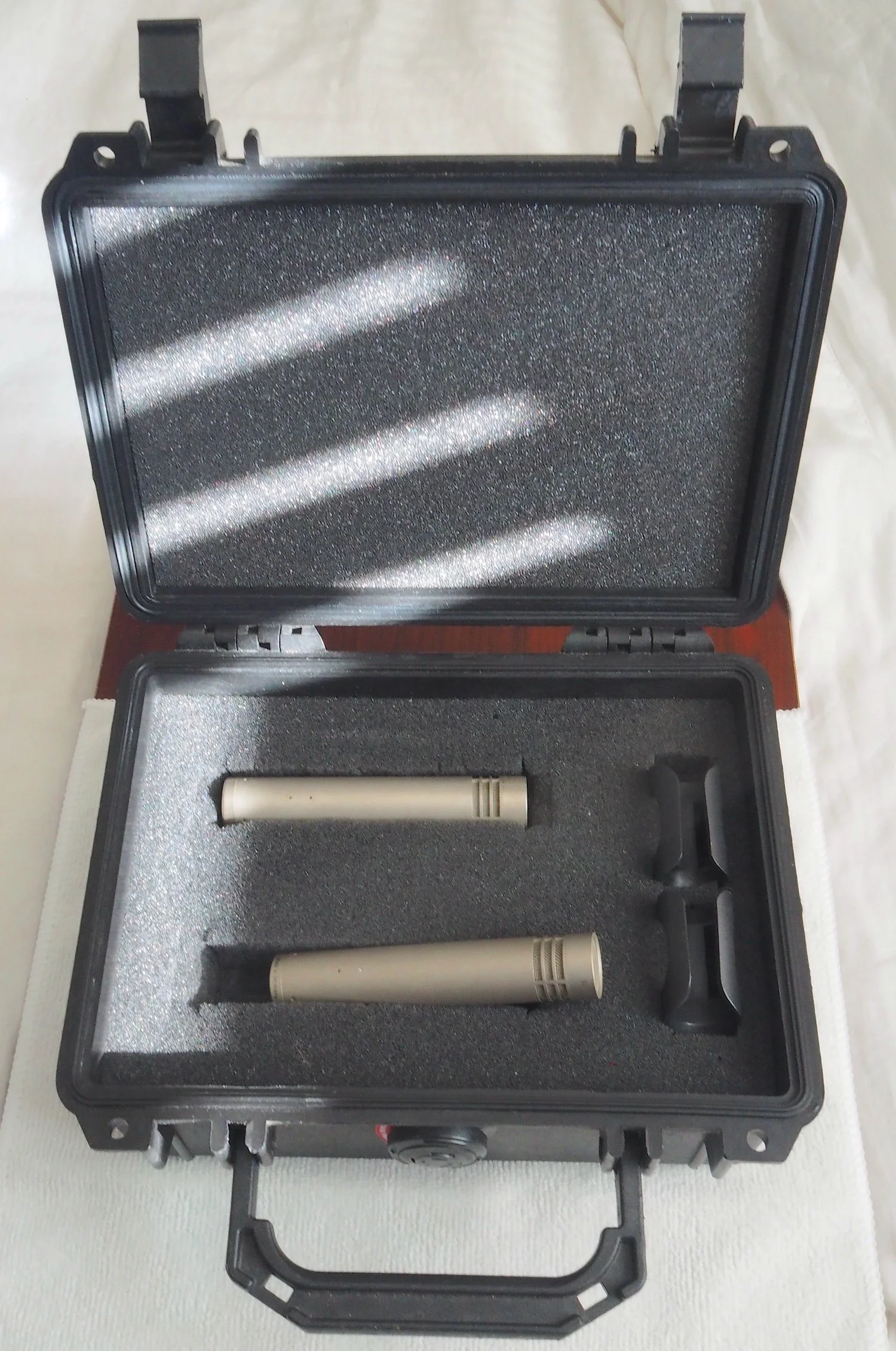 Neumann KM-84 pair