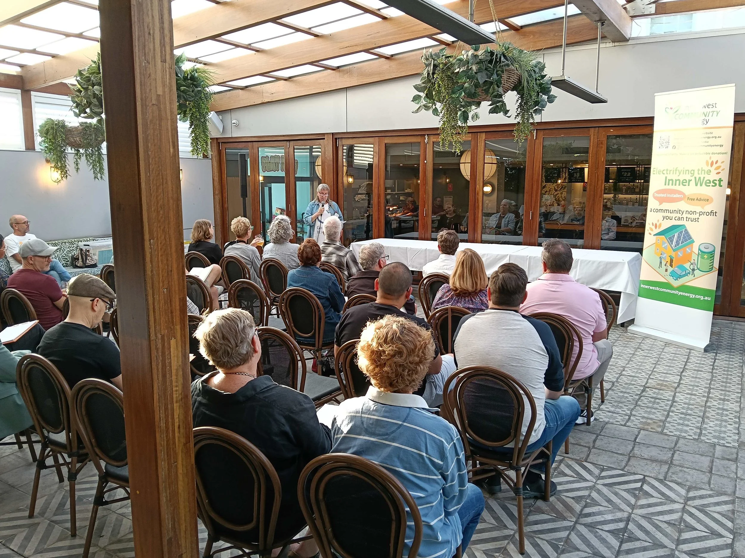 A lively Solar Info Night in St Peter’s