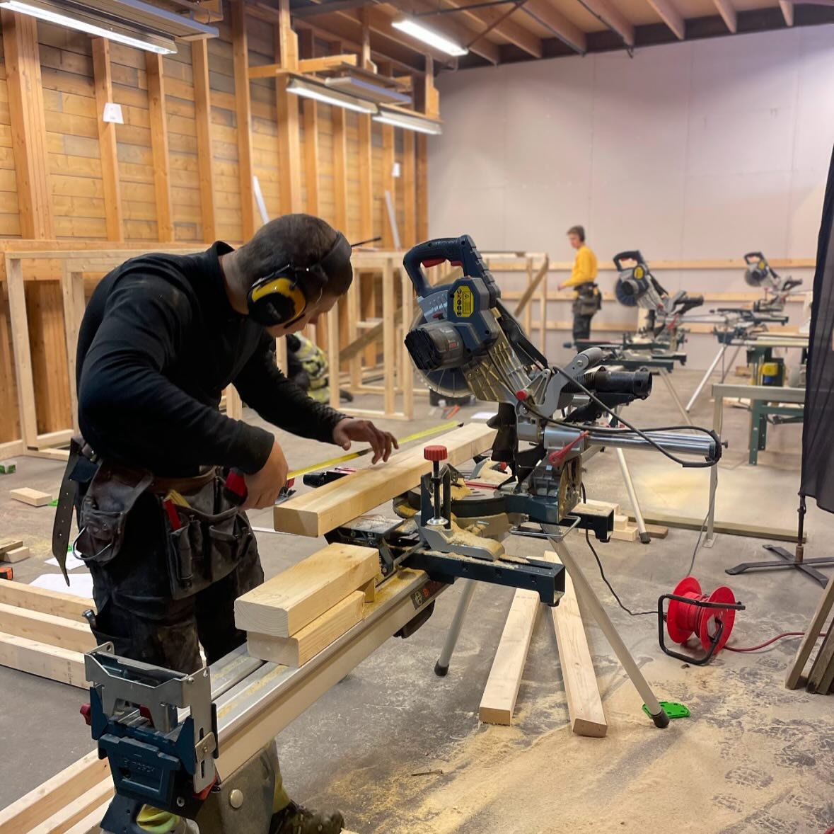 Visste du at vi har egen pr&oslash;vestasjon i t&oslash;mrerfaget? 👷🏼
Hos XL-BYGG Klepp har Oppl&aelig;ringskontoret Rogaland en fullt utstyrt pr&oslash;vestasjon for l&aelig;rlinger! 👏🏻
