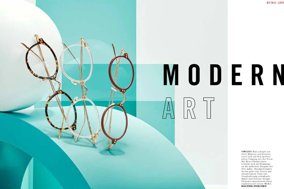 Rodenstock Lookbook 2019 Seite „Modern Art“ mit Stilllife dreier Rodenstock Brillen auf türkisem Bogenelement, umgesetzt von imagespy.