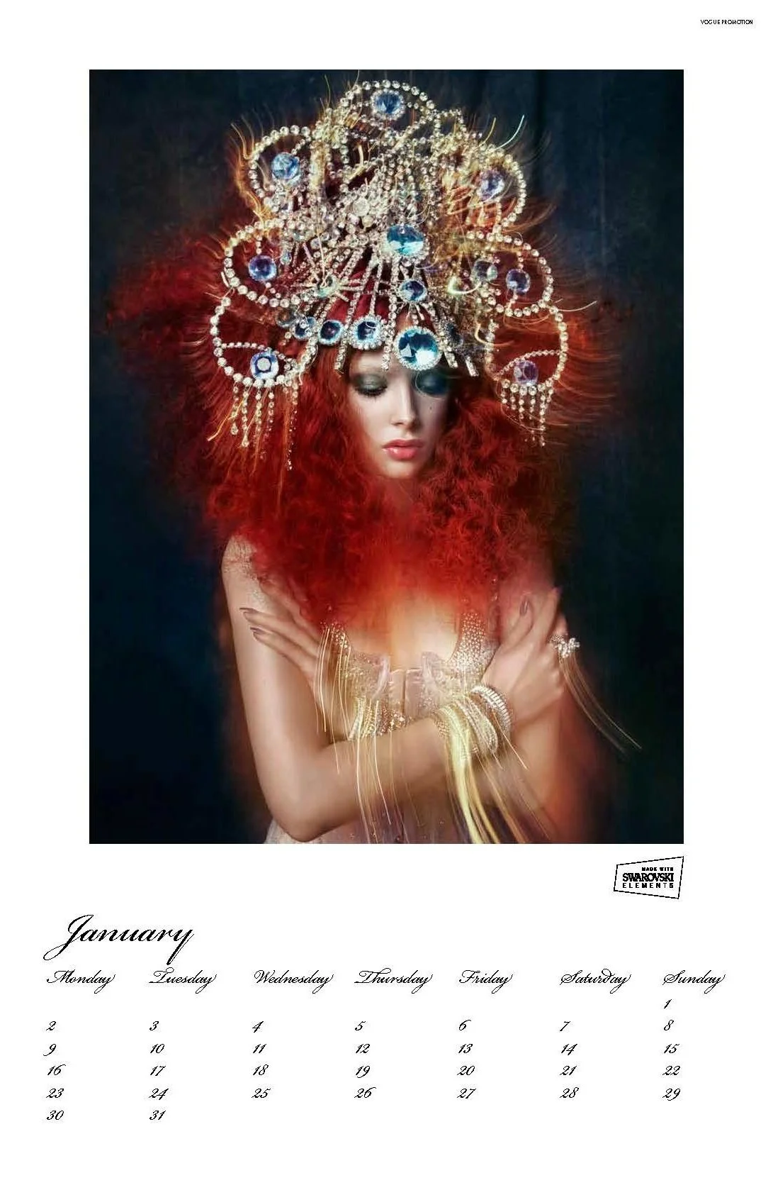 Frau mit roten Haaren und blauem Lidschatten trägt opulenten Swarovski Kopfschmuck, Januar-Motiv aus dem Swarovski-Kalender in der VOGUE 2012, umgesetzt von imagespy.