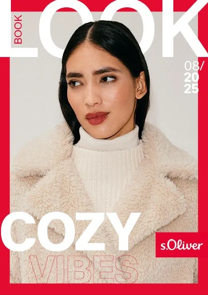 Cover des s.Oliver Red Label Lookbook Women mit Model in cremefarbenem Pullover und cremefarbenem Shearling-Mantel; Cozy-Vibes-Inszenierung von imagespy.
