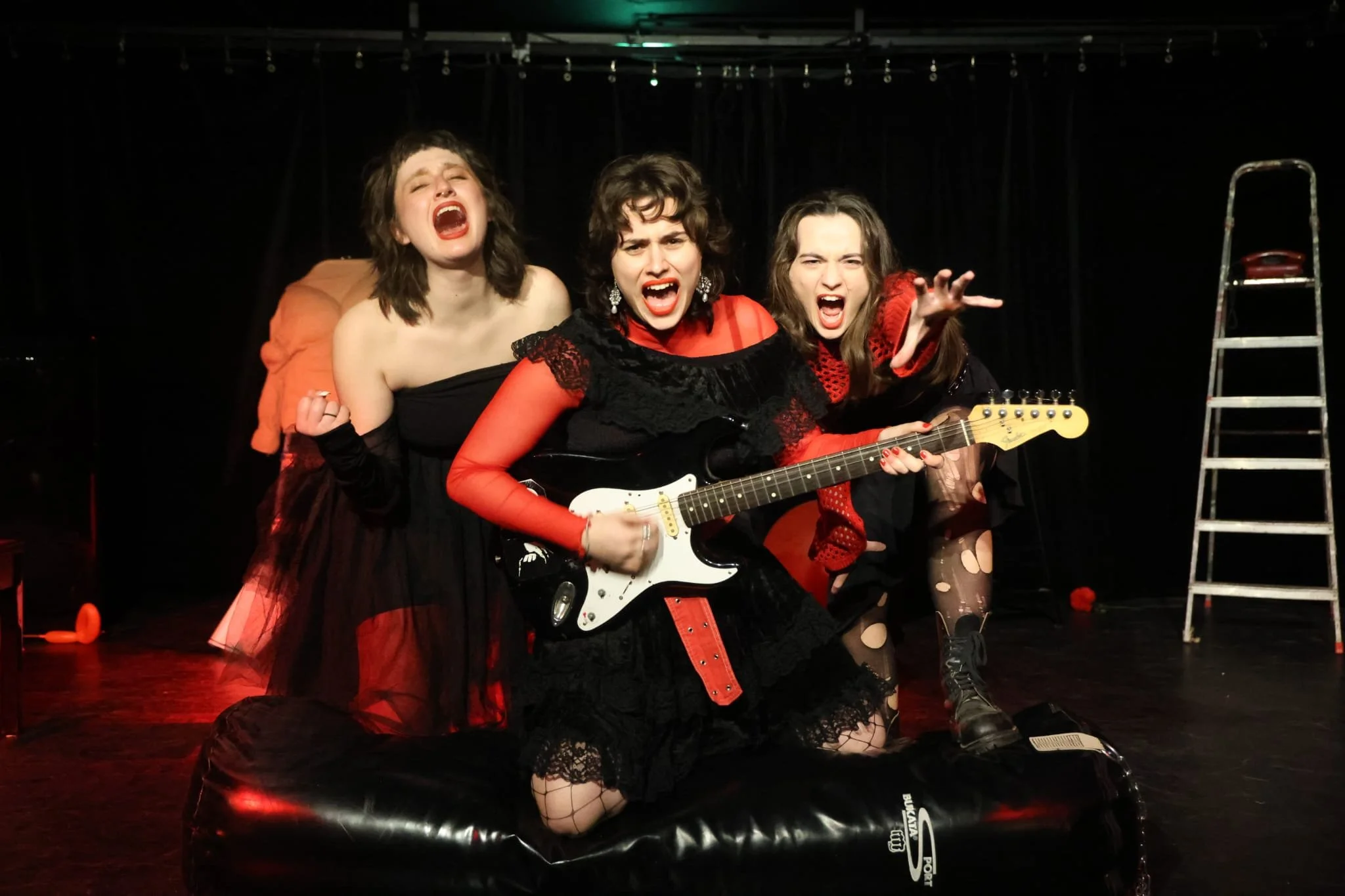 Liebe...eine argumentative Übung  **am Frauenkampftag**