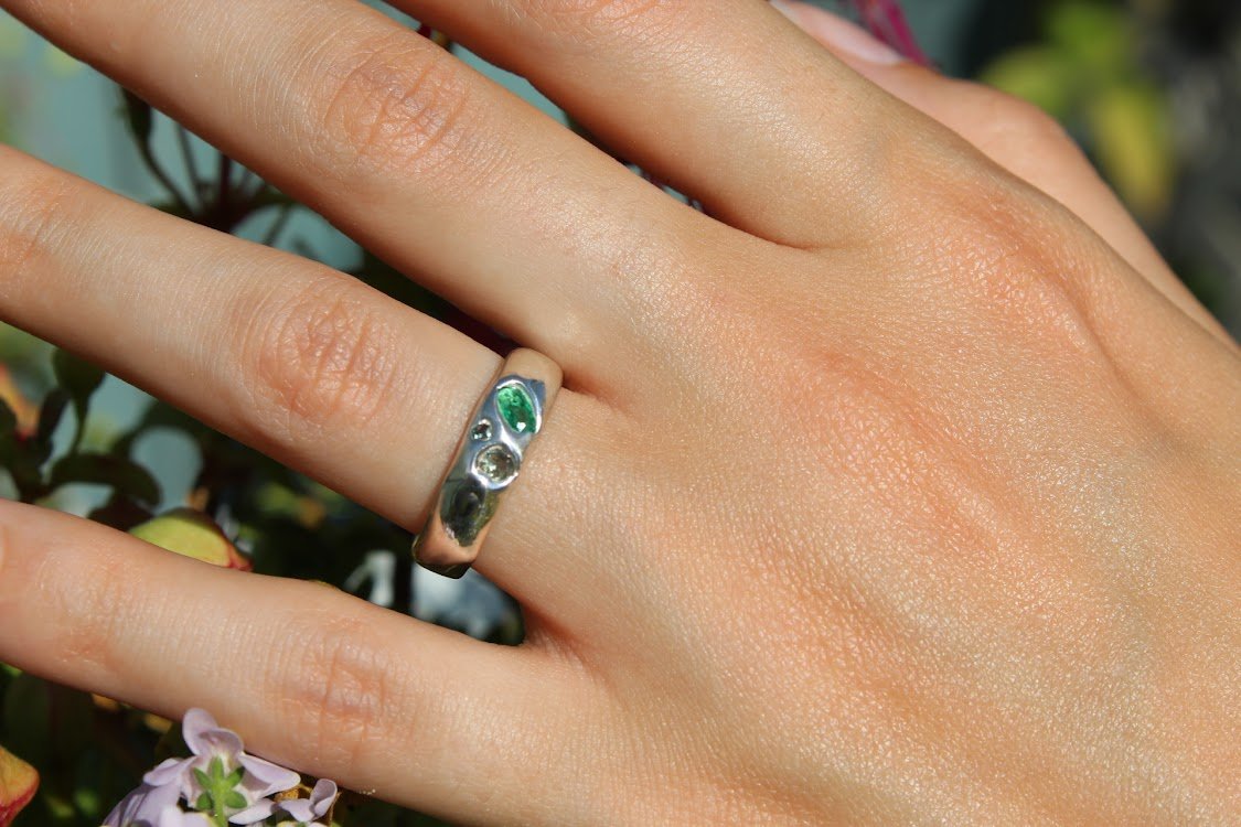 Green Mood Ring - Size M