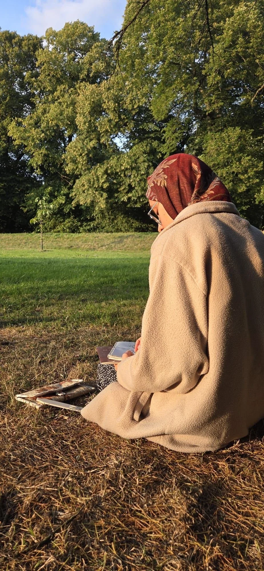 Artist Profiles - Haadiyah - Artist and Calligrapher