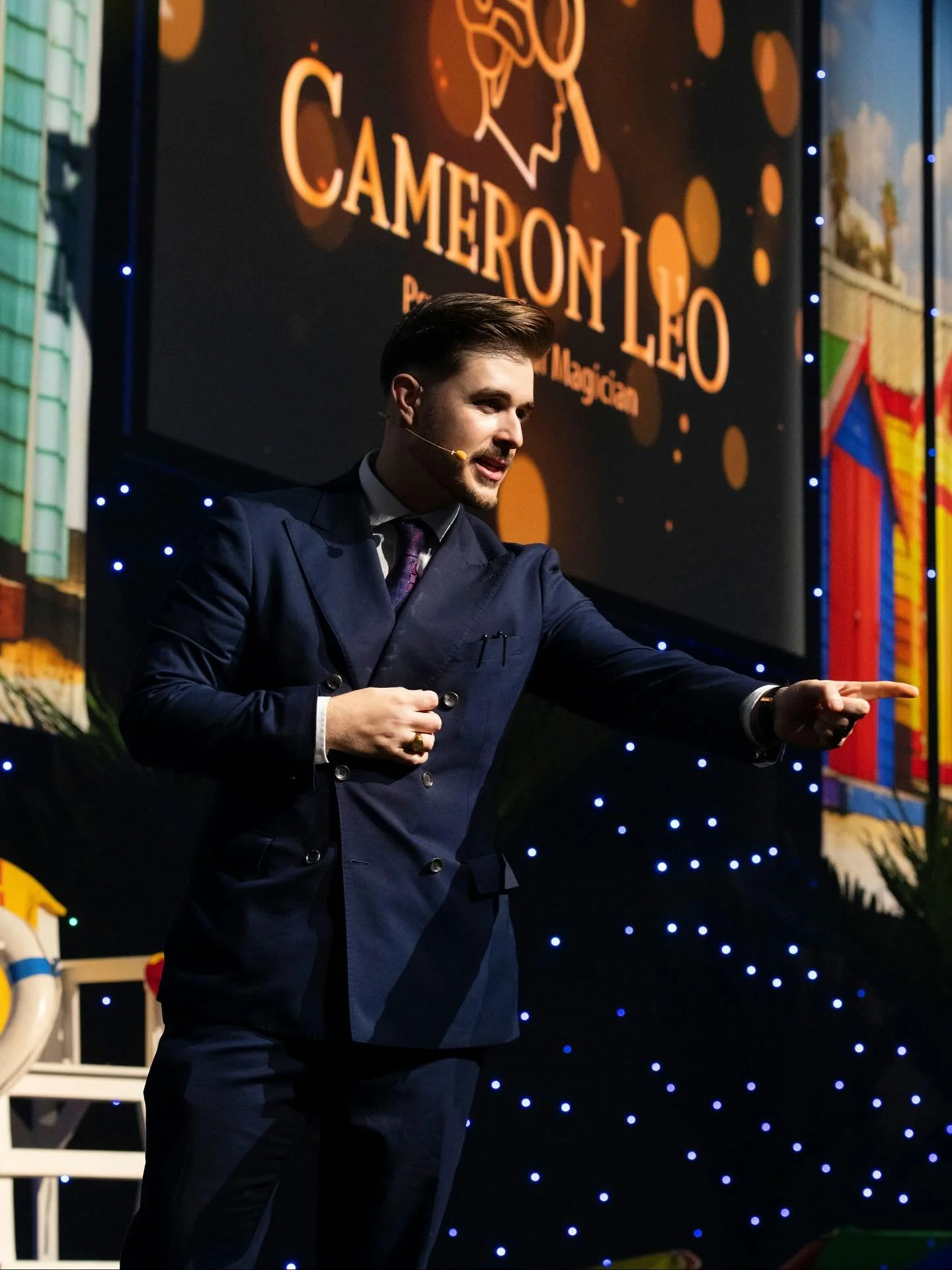 Sydney Magician Hire | Spar Corporate Event