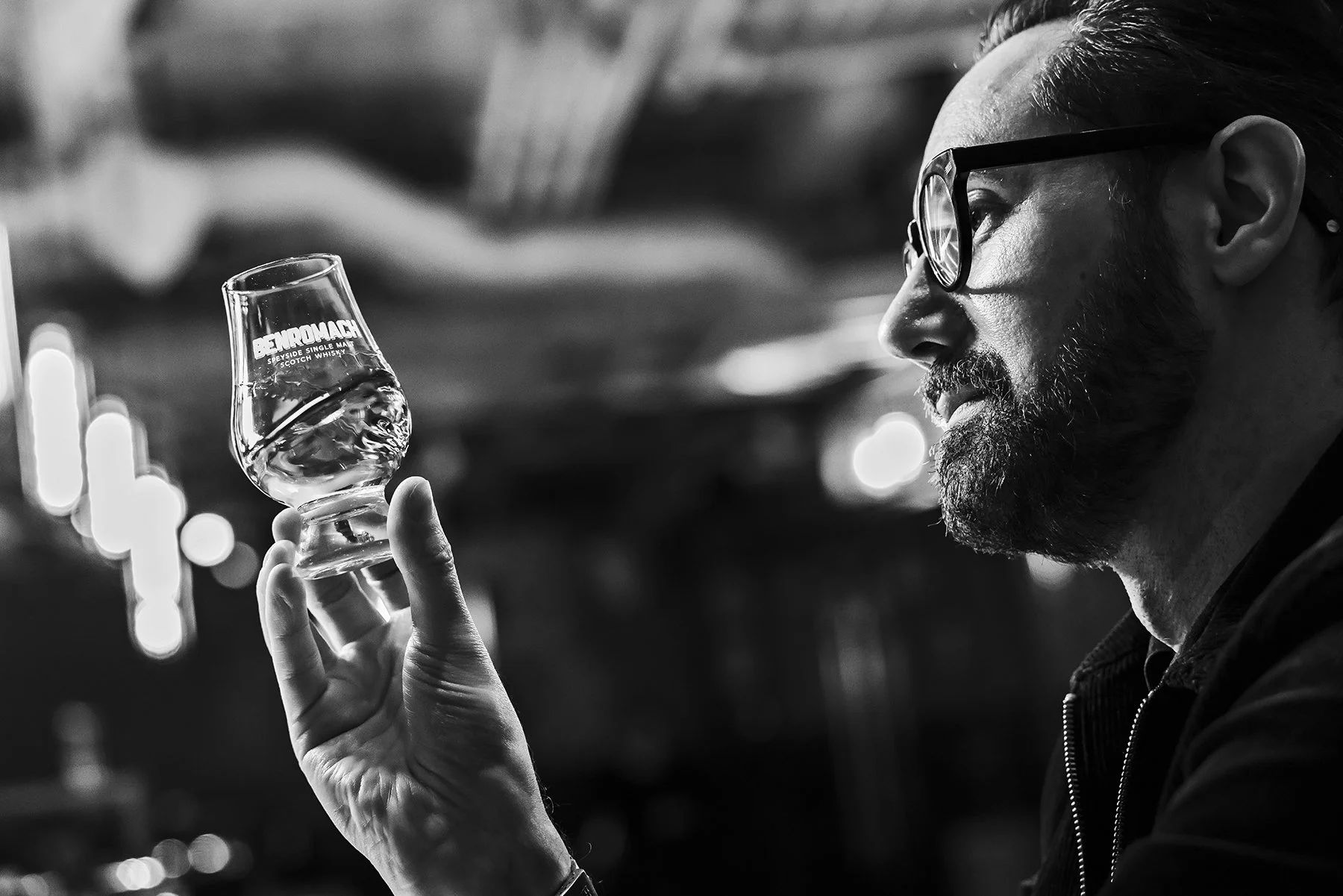 Benromach_Smoke_BW_IMG_2705.jpg