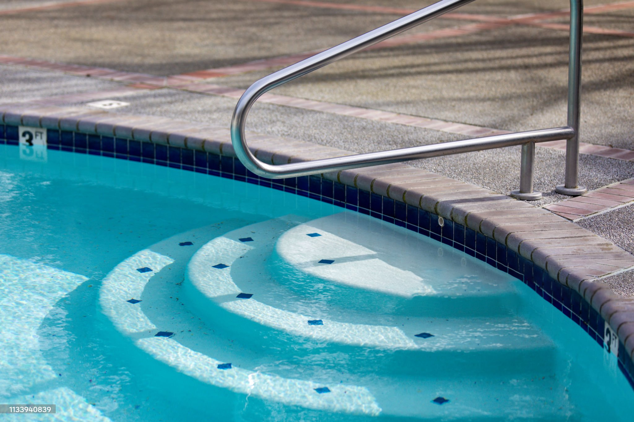 How to Spot Hidden Structural Defects in a Concrete Pool