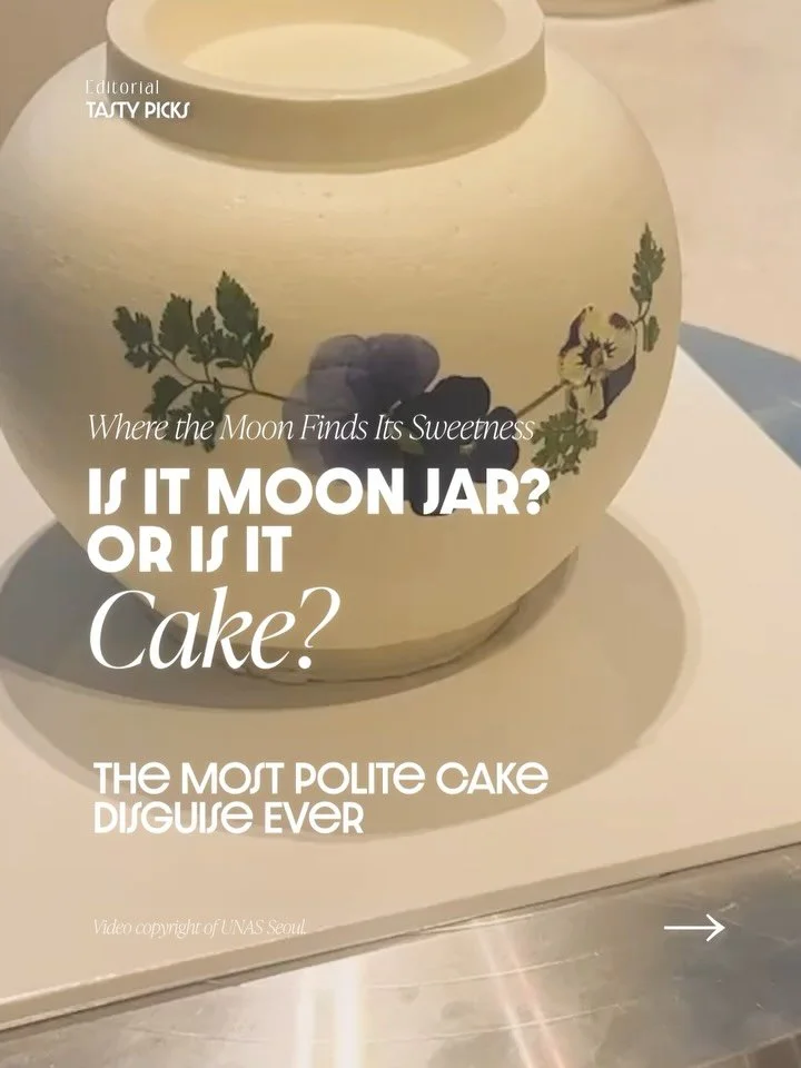 𝗘𝗱𝗶𝘁𝗼𝗿𝗶𝗮𝗹 | 𝗧𝗮𝘀𝘁𝘆𝗣𝗶𝗰𝗸𝘀 : 𝗪𝗵𝗲𝗿𝗲 𝘁𝗵𝗲 𝗺𝗼𝗼𝗻 𝗳𝗶𝗻𝗱𝘀 𝗶𝘁𝘀 𝘀𝘄𝗲𝗲𝘁𝗻𝗲𝘀𝘀 🌕🍰

A moon jar has never been particularly interested in perfection.
Two halves that don&rsquo;t quite align, a curve that insists on being 