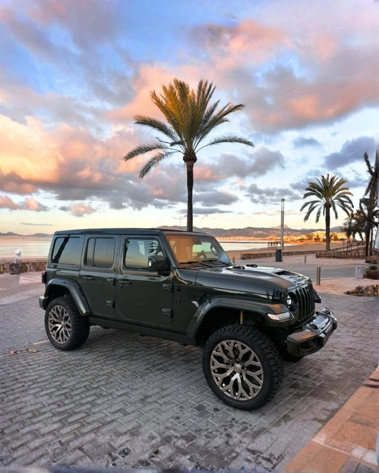 🇬🇧 This Brute was recently imported by us on behalf of Brunold Mallorca. Homologating a custom-built Jeep for Spanish plates is usually slow and expensive. We&rsquo;ve streamlined the process &mdash; and got it done properly, fast &amp; carefree.

