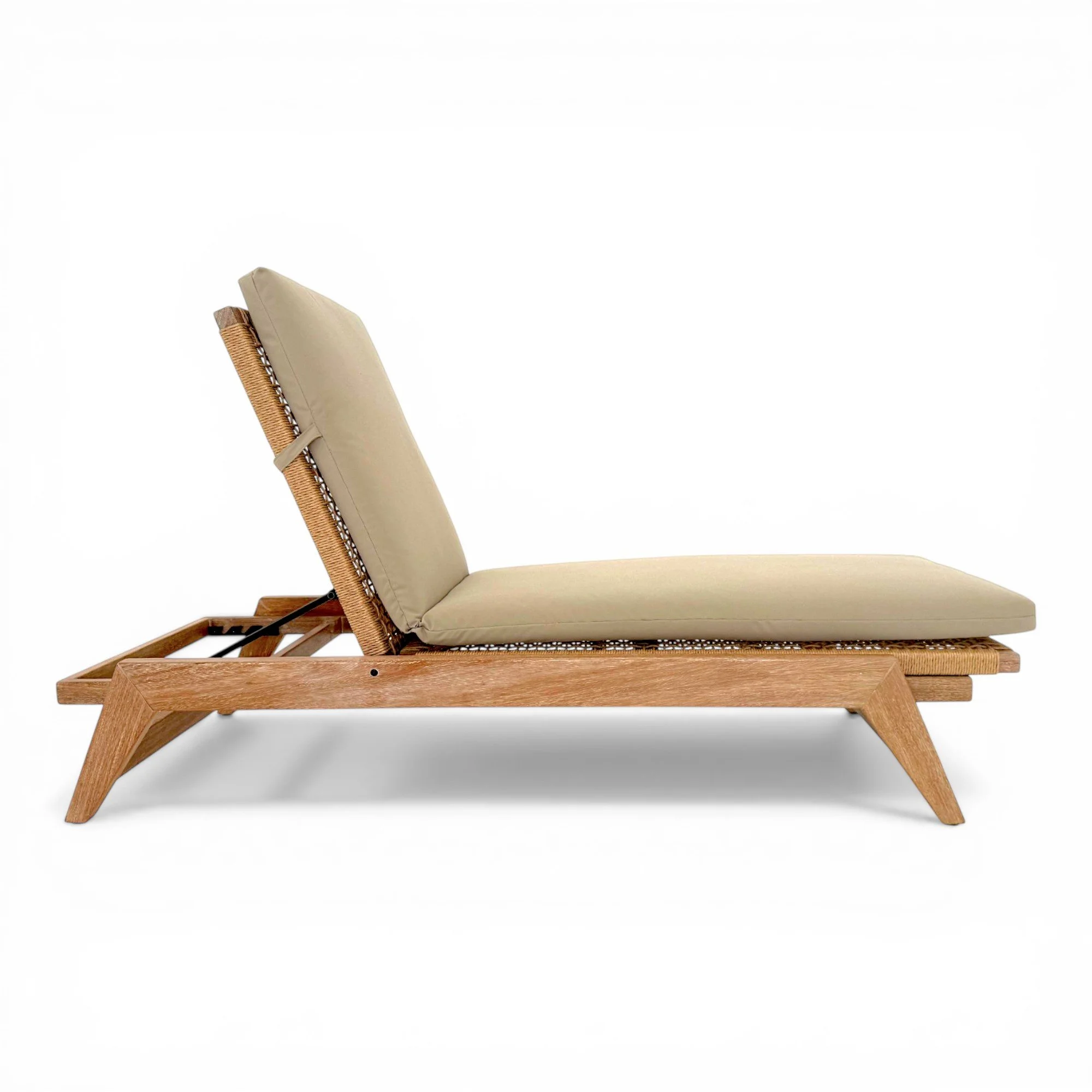 Moremi-Sunlounger-Cushion-6.jpg
