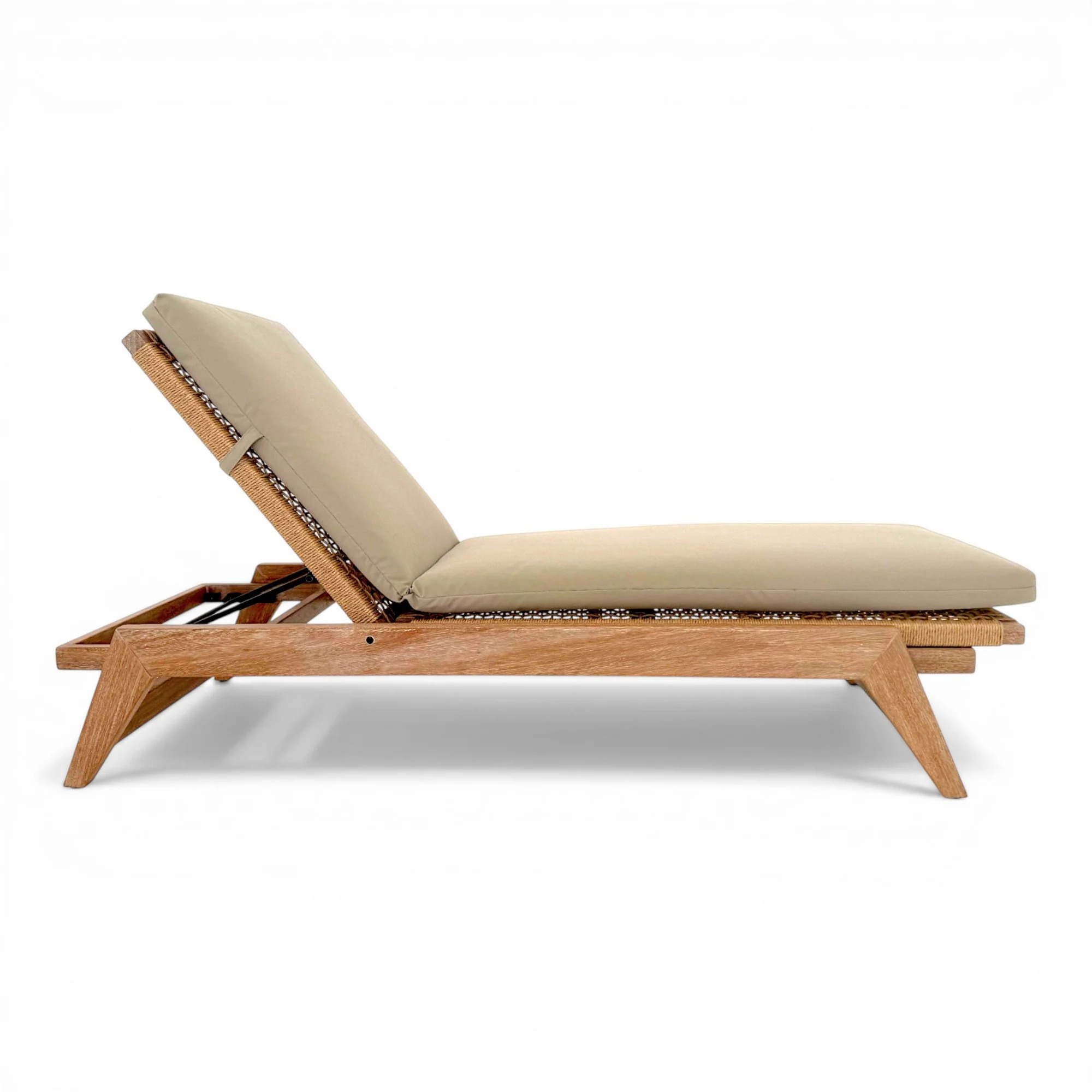 Moremi-Sunlounger-Cushion-5.jpg