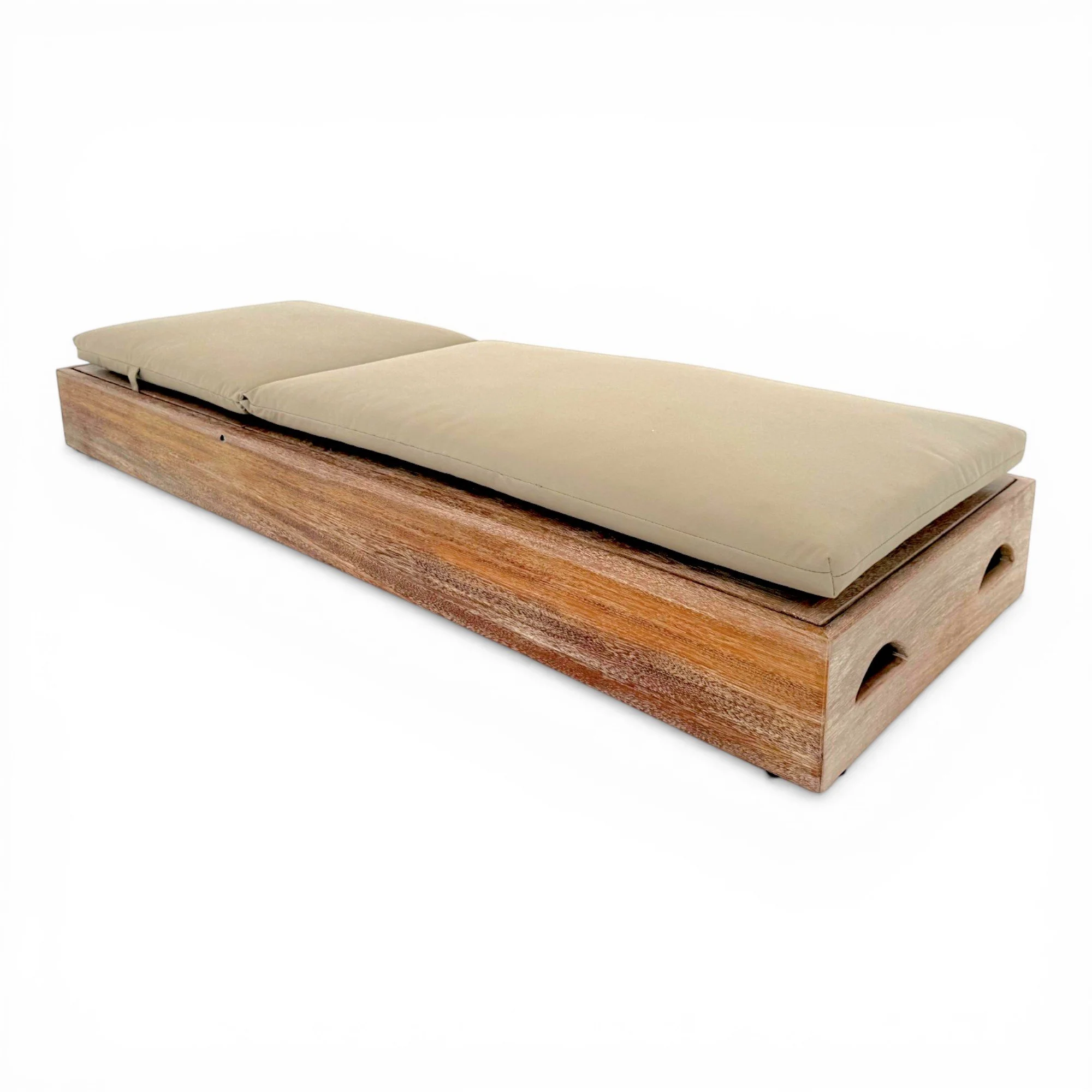 Hwange-Sunlounger-Cushion-5.jpg
