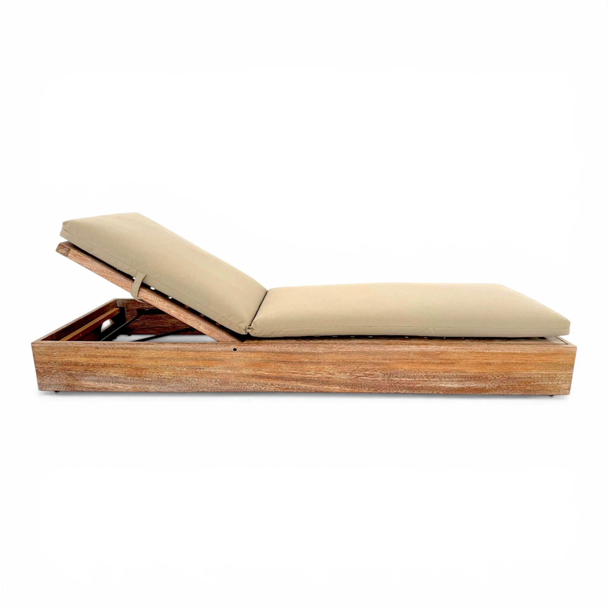 Hwange-Sunlounger-Cushion-2.jpg