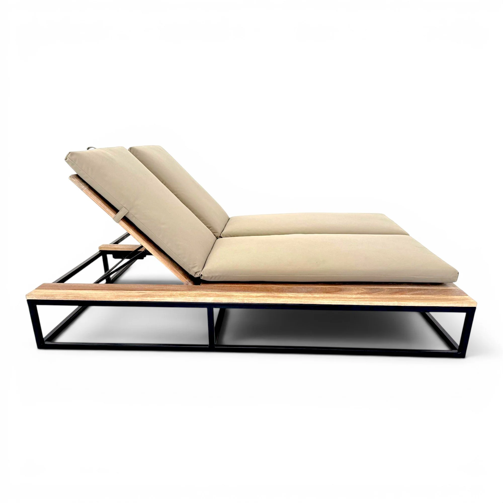 Mkomazi-Sunlounger-Steel-Base-Double-cushions-7.jpg