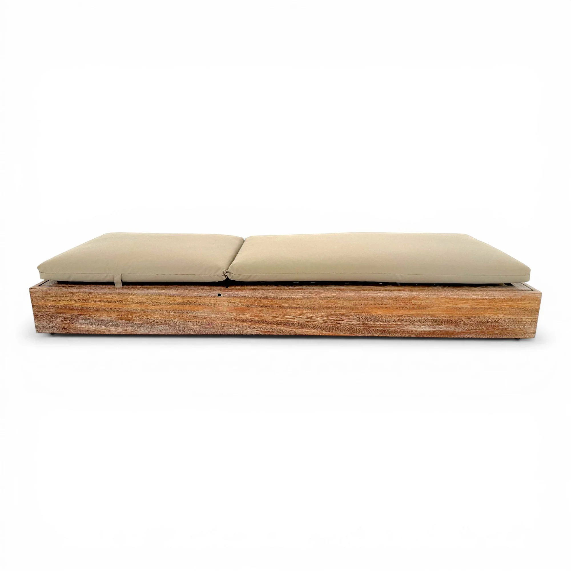 Hwange-Sunlounger-Cushion-1.jpg