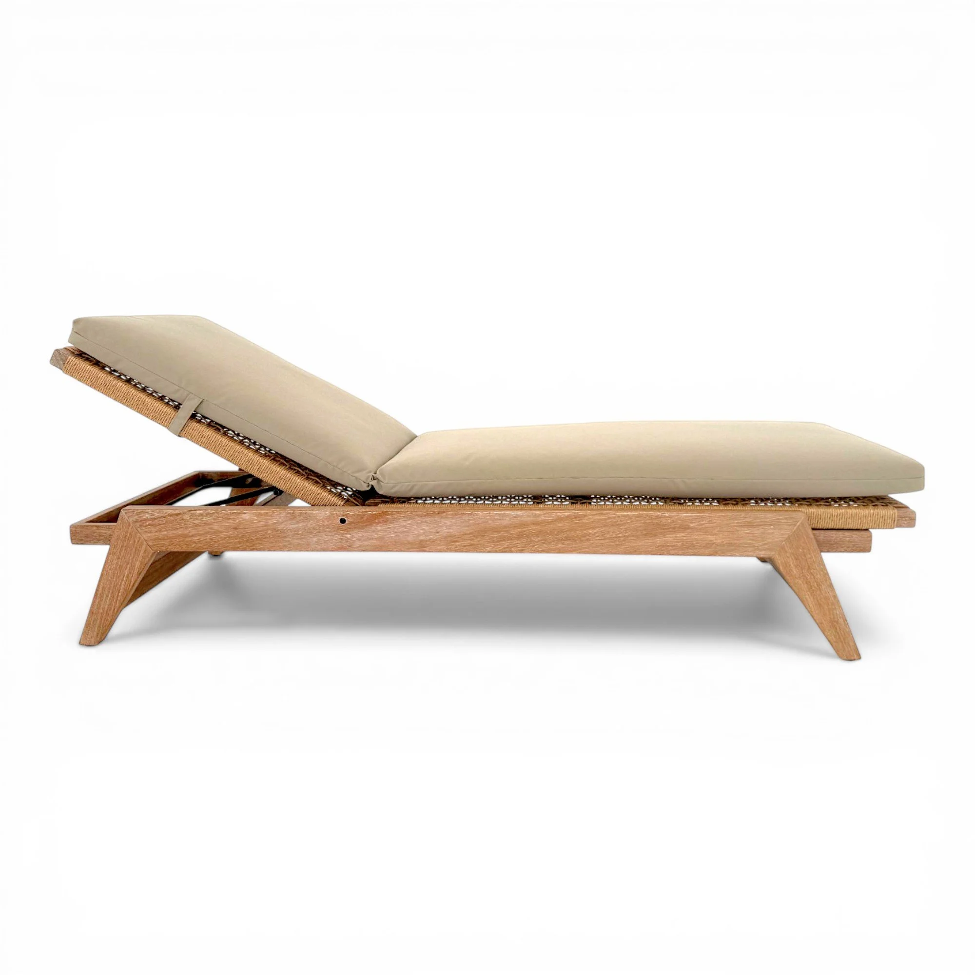 Moremi-Sunlounger-Cushion-3.jpg
