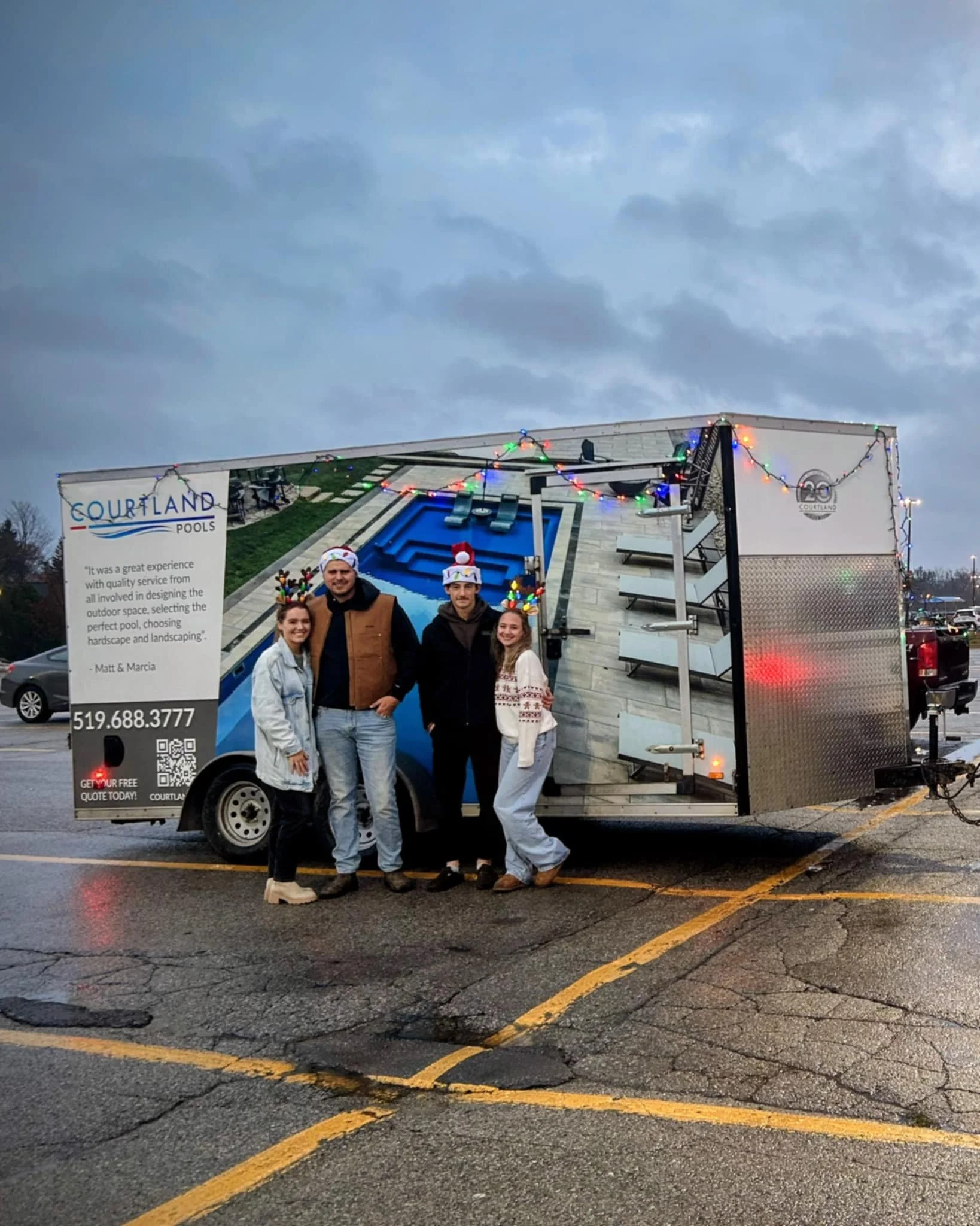 Tillsonburg Santa Claus Parade = success! 🎅🎄
Big thanks to our volunteers (pictured + @hailey_breddy!) for donating their time and helping us light things up. We couldn&rsquo;t do it without you!

#Tillsonburg #HolidayParade #Christmas
