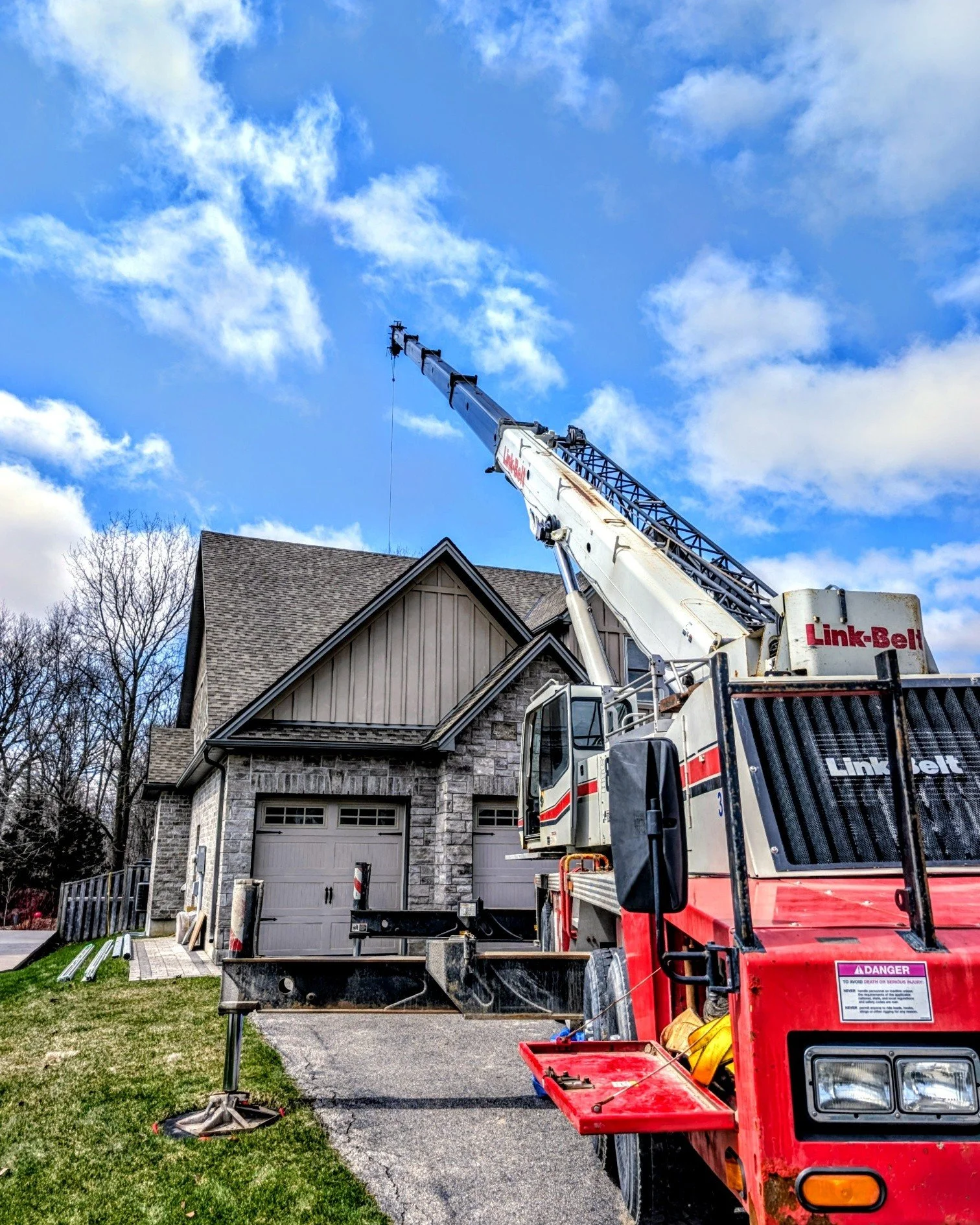 Pool install season officially begins 👀First placement of 2026 is underway.

Stay tuned&hellip; this one&rsquo;s going to be a beauty.

#CourtlandPools #PoolSeason #BackyardBuild #OntarioPools #DreamBackyard
