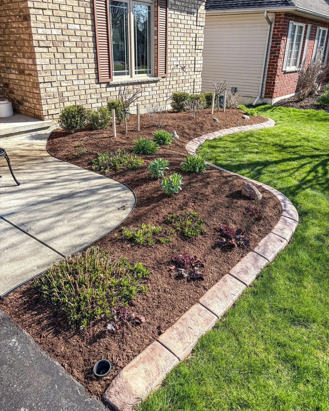 A nice spring refresh for this property. Fresh mulch, cleaned up beds, trimmed back plant material, and a clean edge to bring everything back into shape for the season.

#SpringCleanup #LandscapeMaintenance #FreshMulch #GardenBeds #PropertyCare