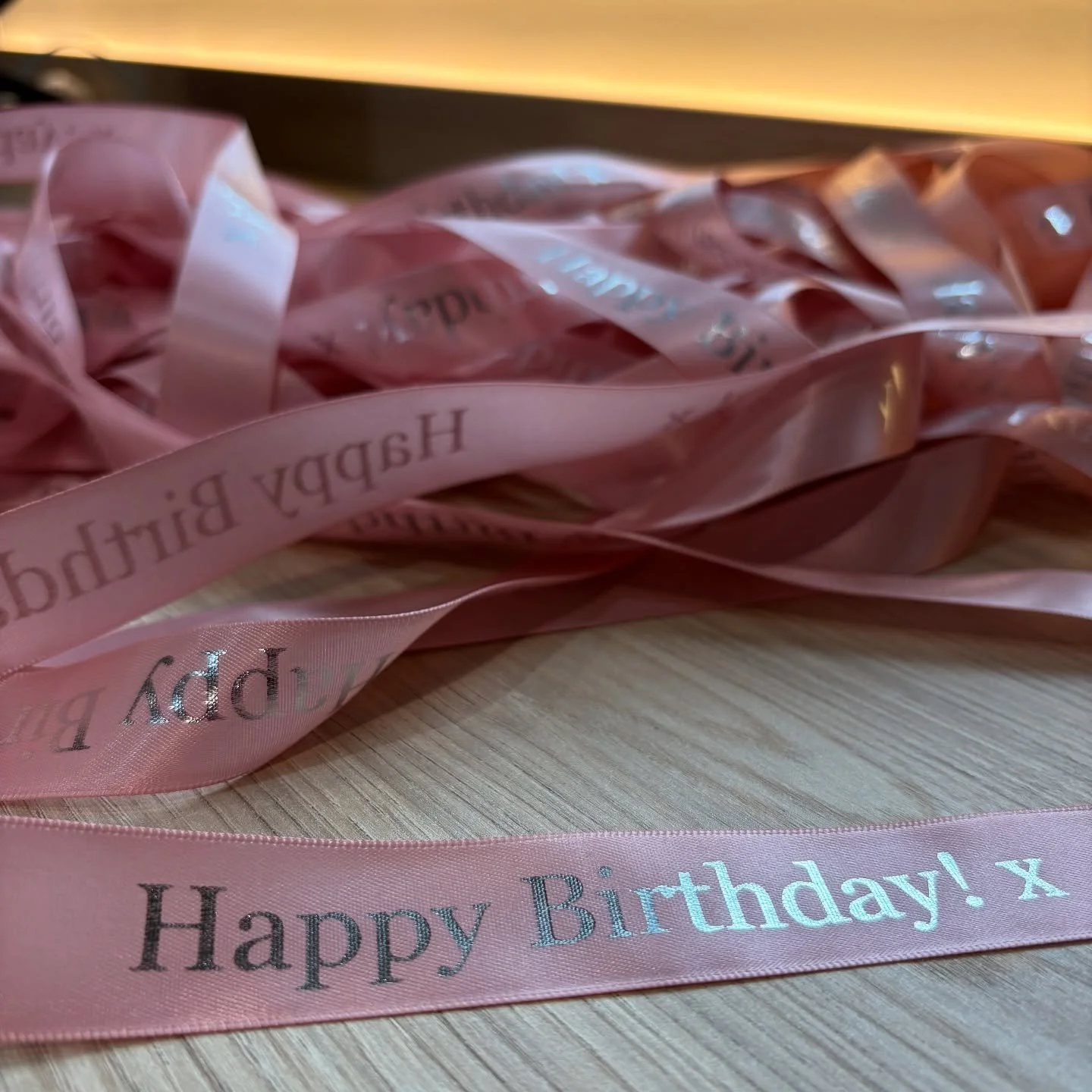Blush, navy or purple? 🩷💙💜 what you picking? 
Custom printed ribbon making your moments extra special 🎀 

Shop at www.poppyandpears.co.uk - @etsyuk - @tiktokshop_uk 🛒 

#personalised #gift #present #custom #customisedgifts #ribbon #personalisedb