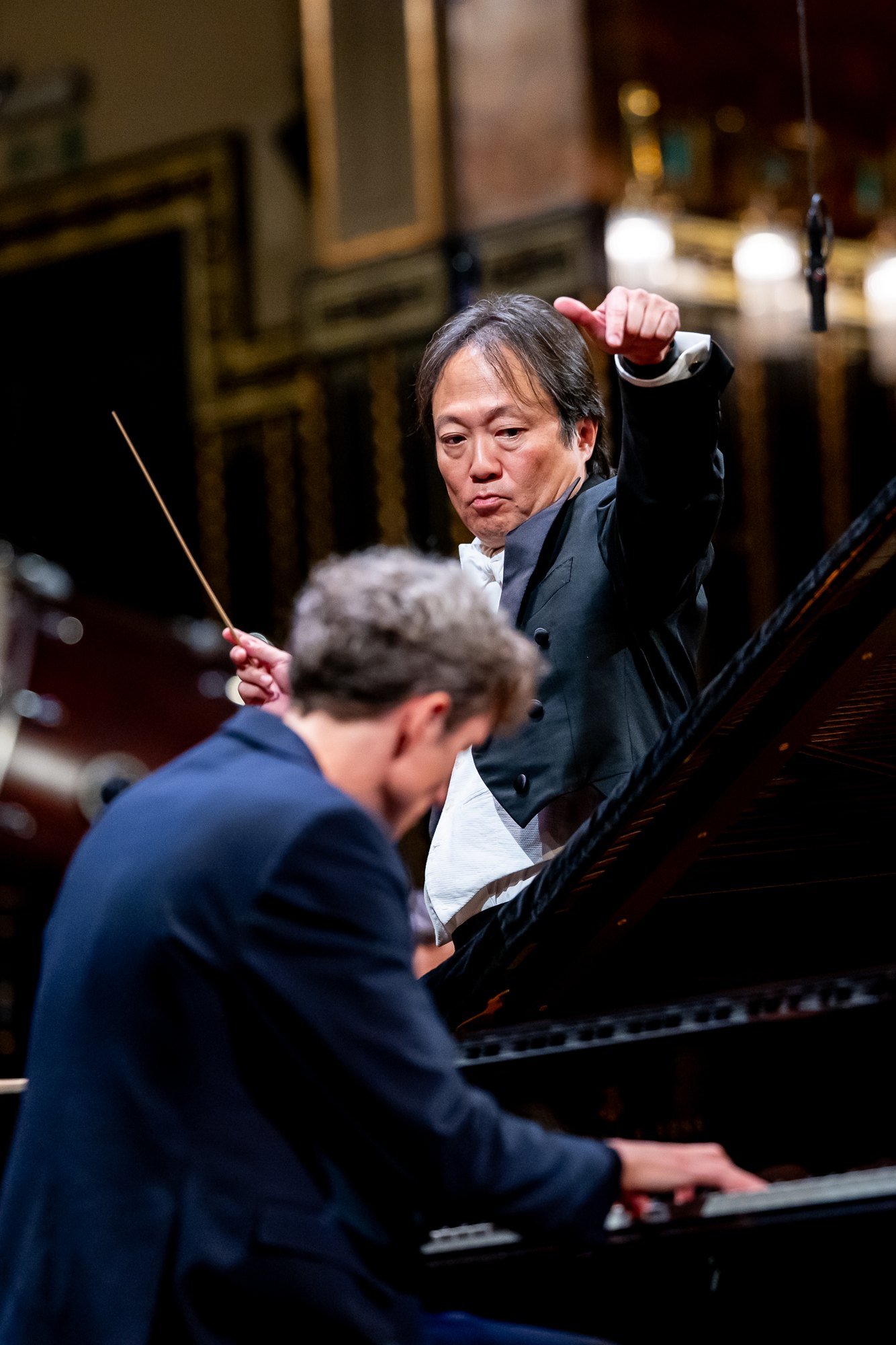aScott Yoo conducting, Zoltán Fejérvári at the piano, Liszt Academy Budapest