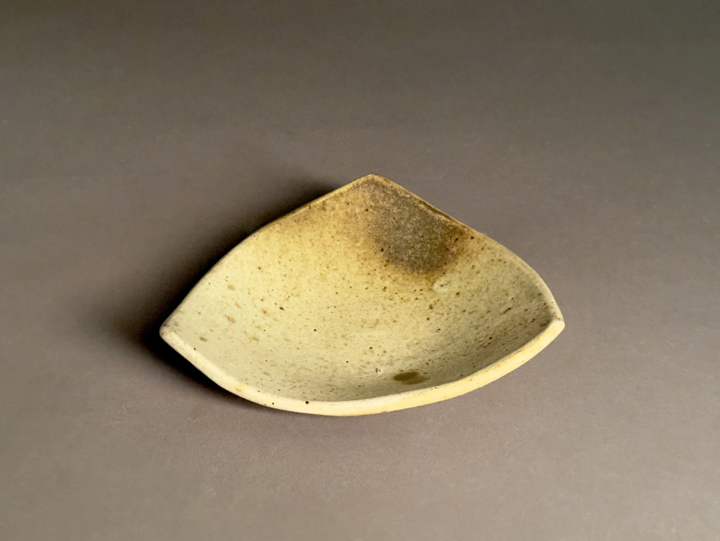 #42 Small Triangular Plate