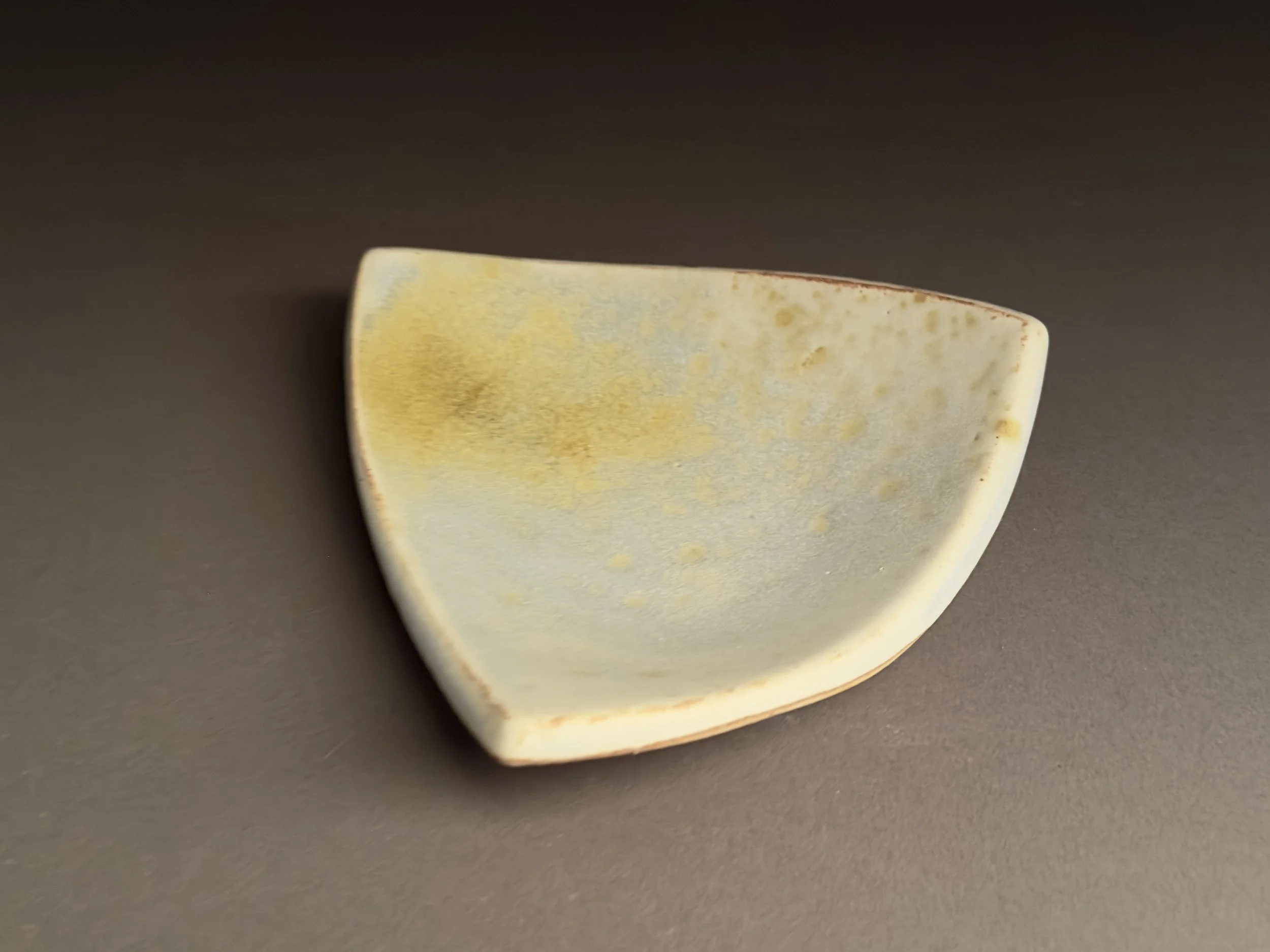 #36 Small Triangular Plate