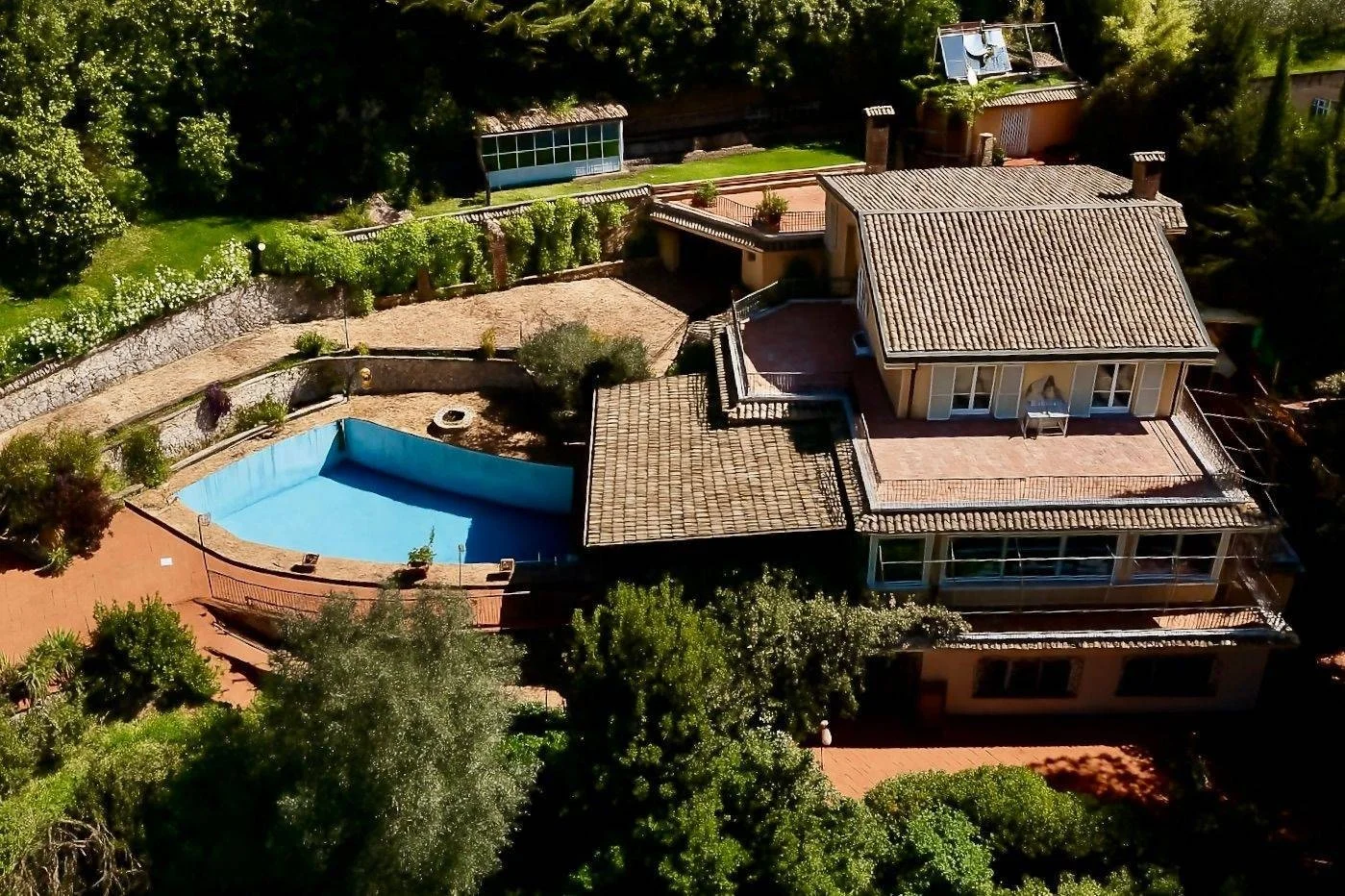 Villa with Pool and Panoramic Views in Pescosolido, Lazio, Italy, €345,000