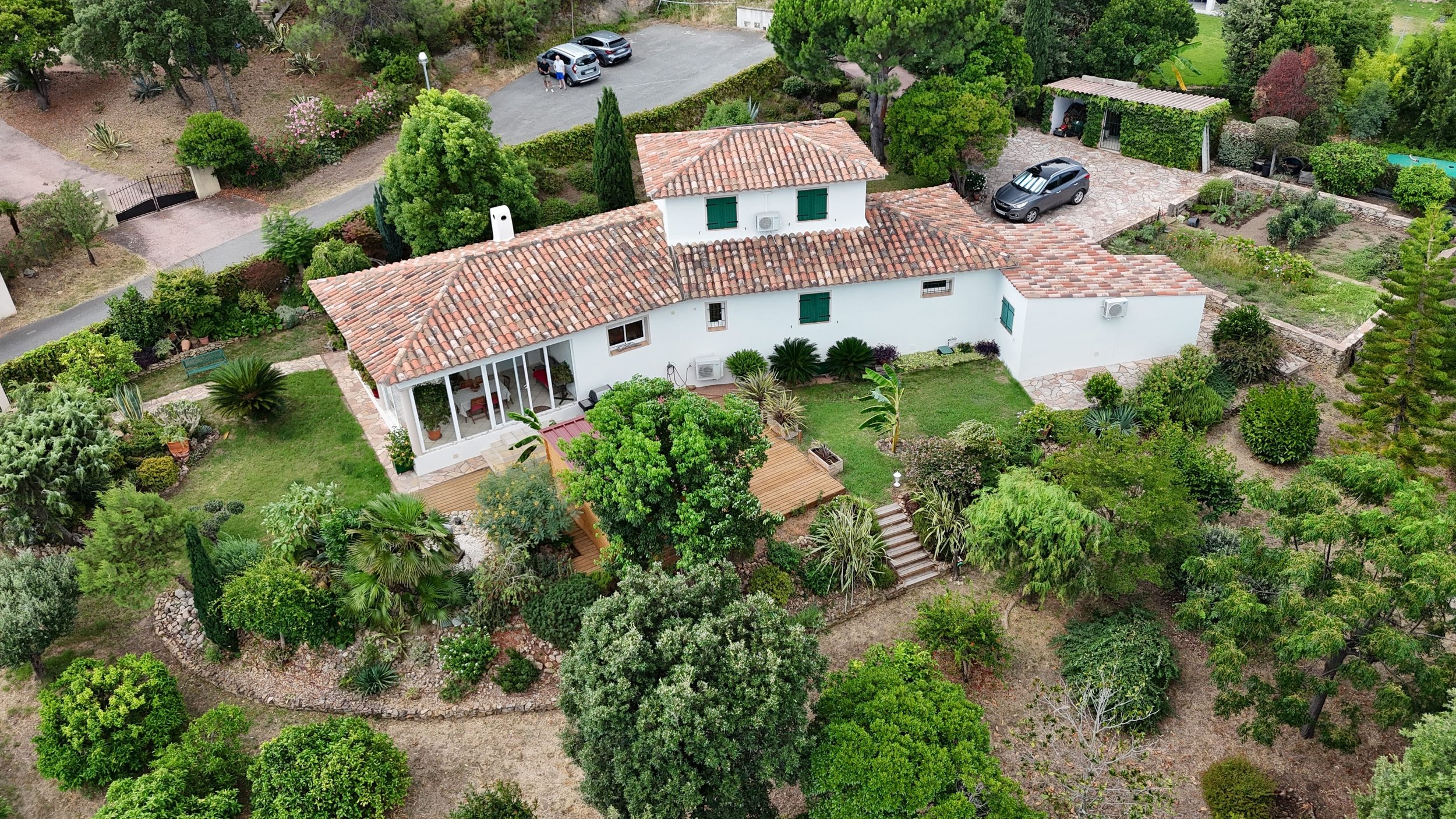 3-Bed Villa with 25 m² Studio, Jacuzzi and Borehole, Solaro, Corsica, France €565,000